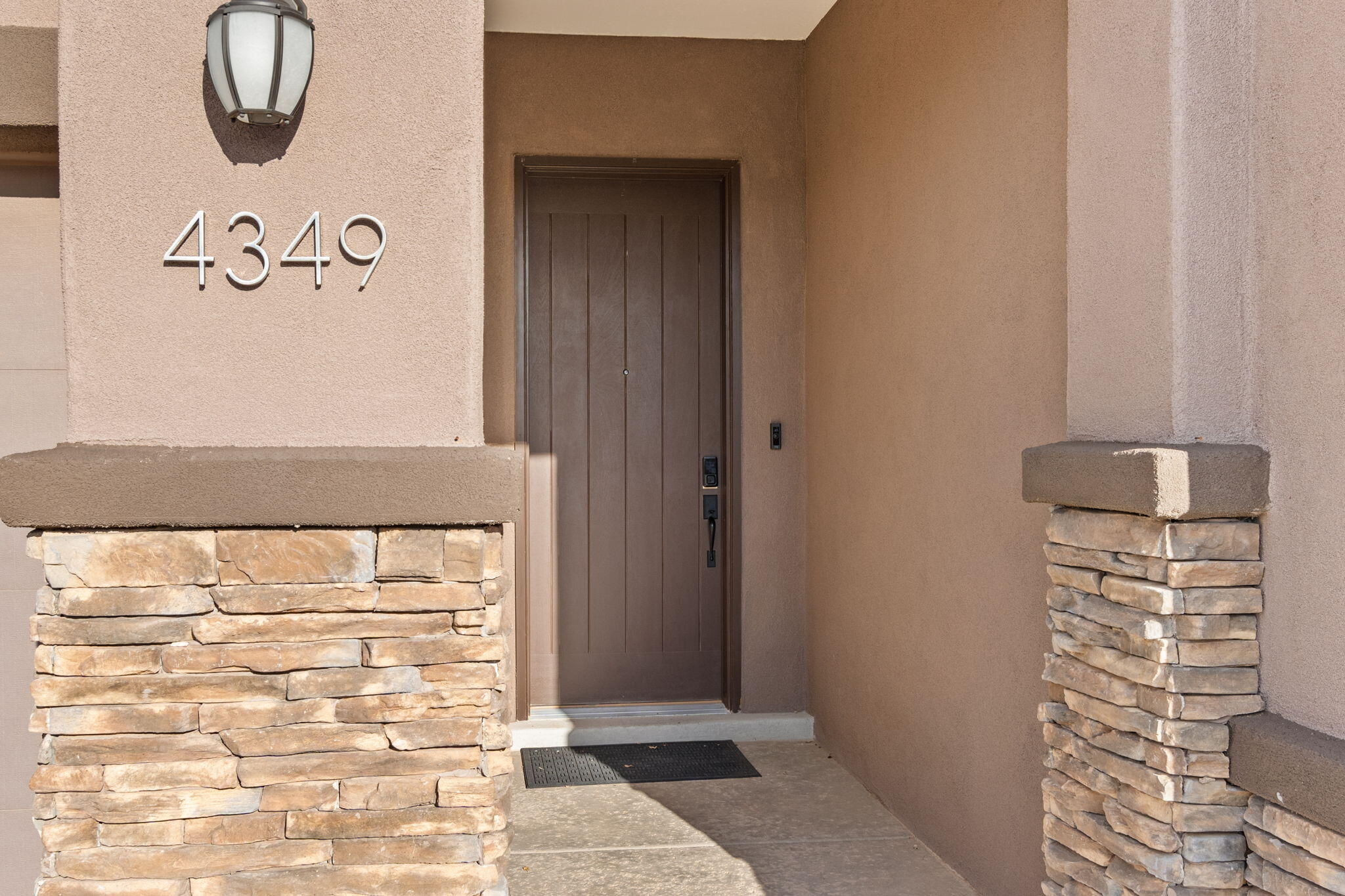 4349 Mountain Trail Loop NE