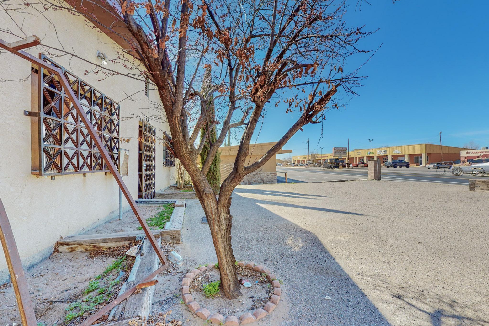 3730 Isleta Boulevard SW