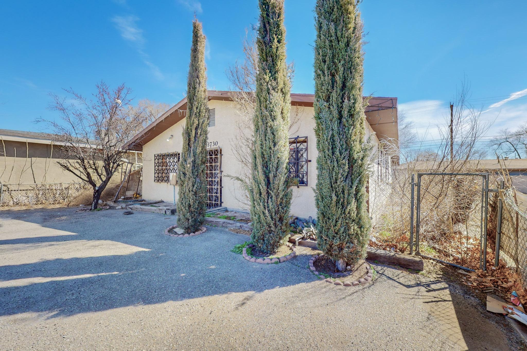 3730 Isleta Boulevard SW