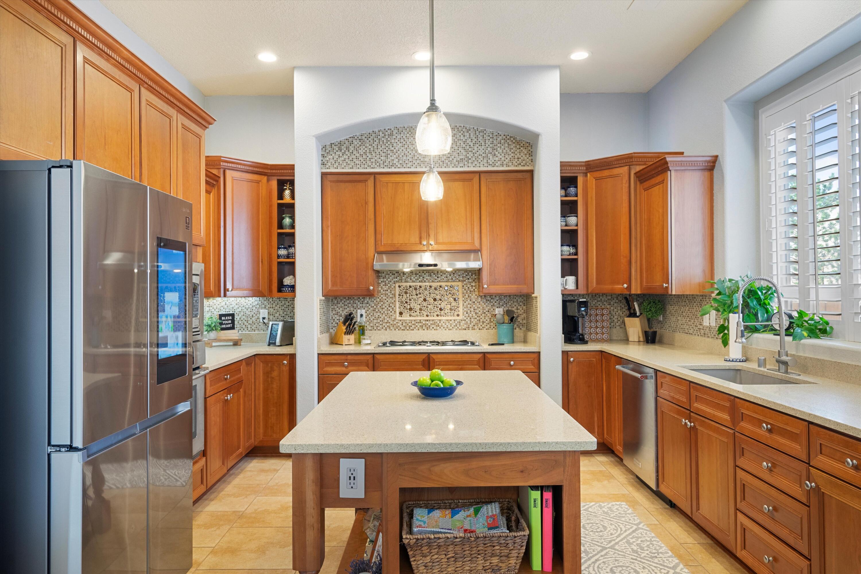 1007 Desert Broom Road NE