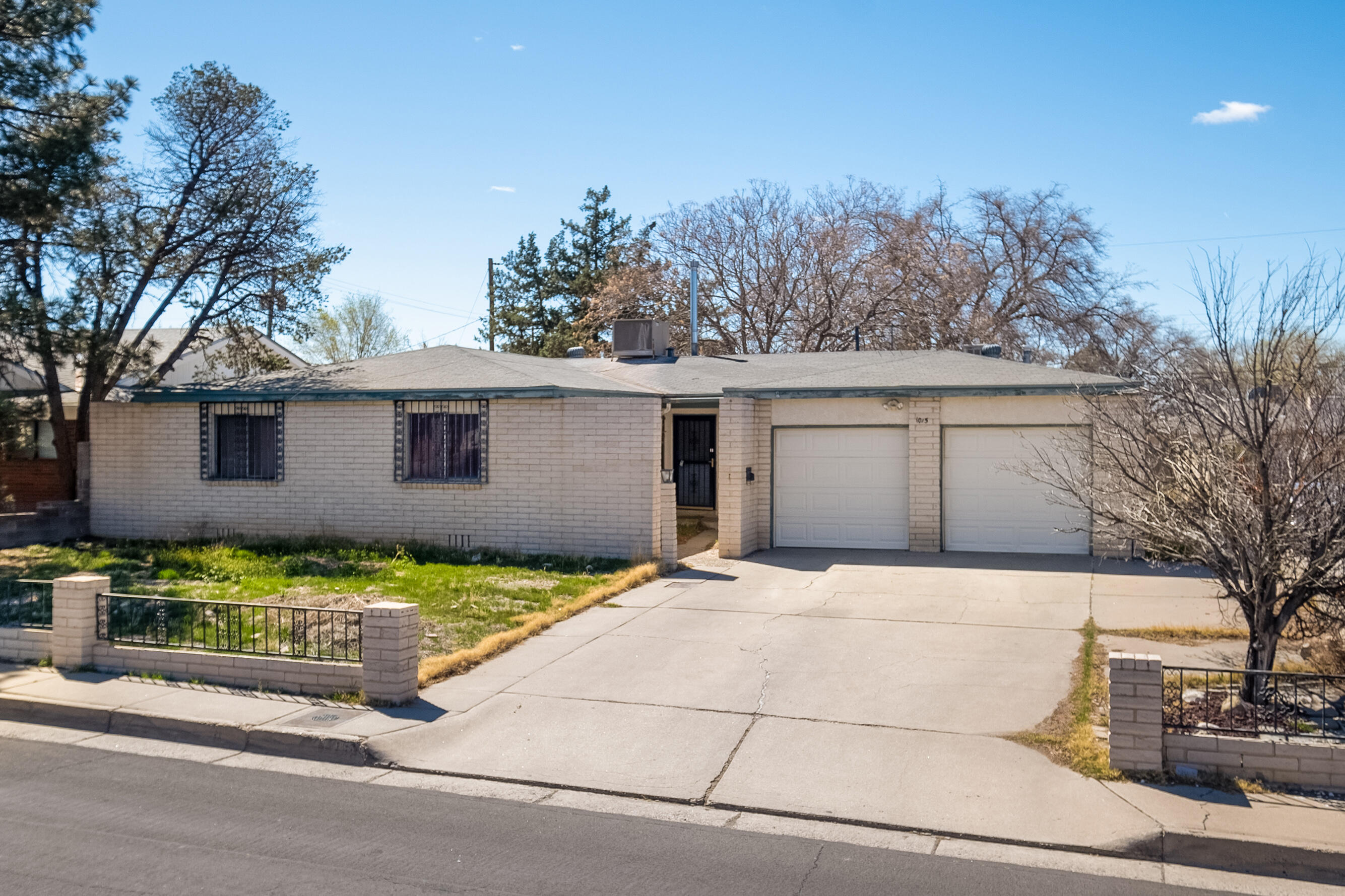 1015 Indiana Street NE