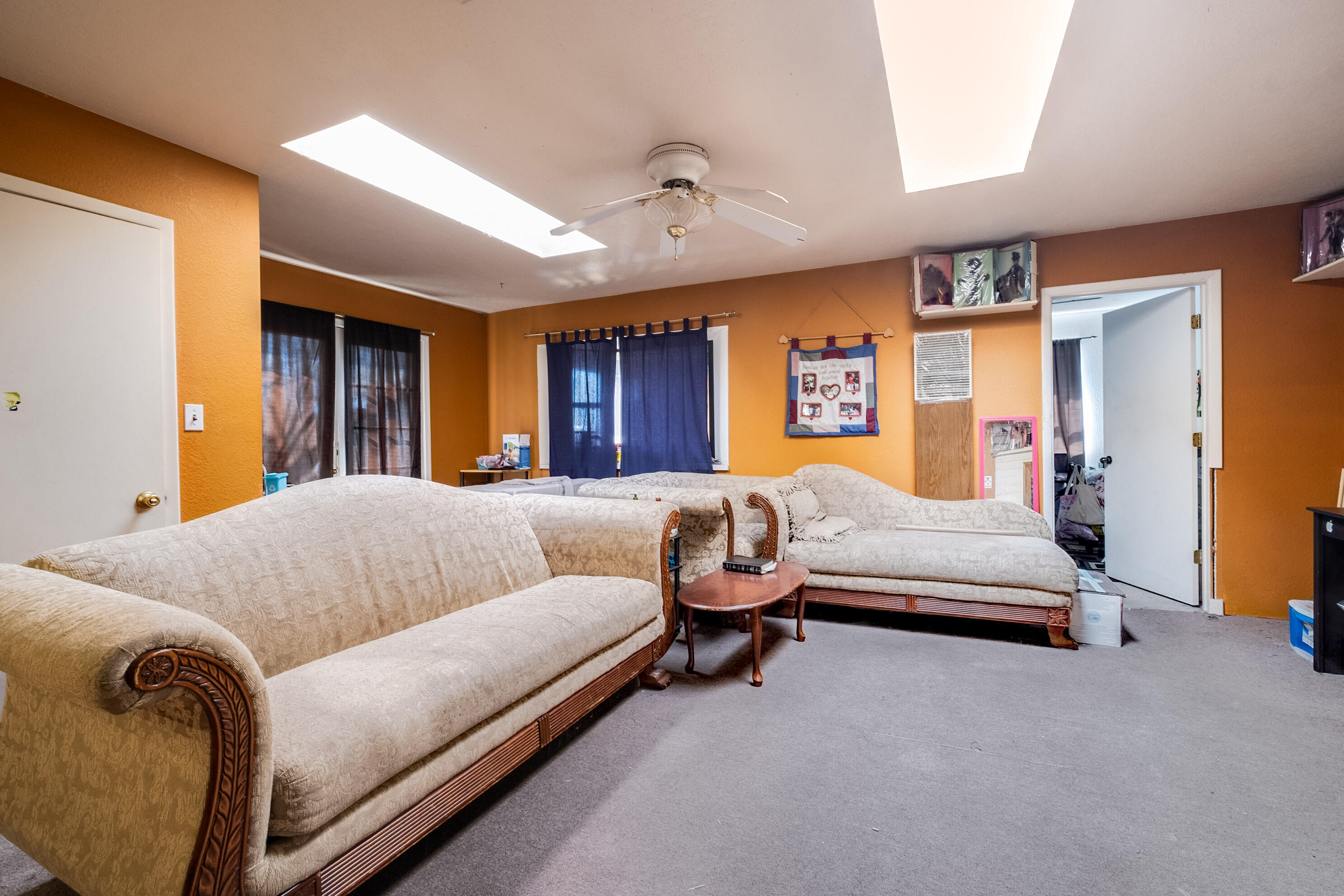 1015 Indiana Street NE