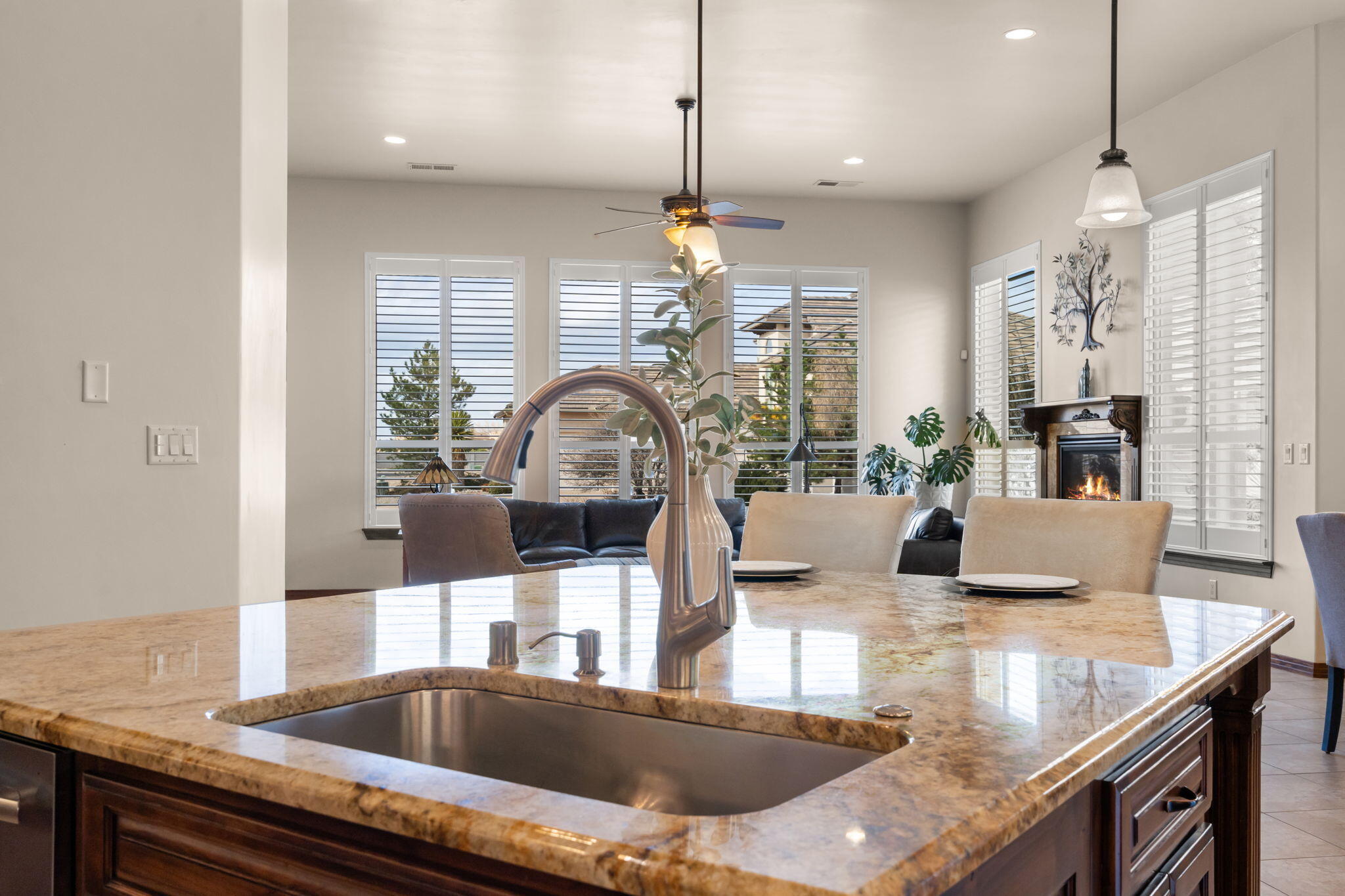 10000 Sand Verbena Trail NE