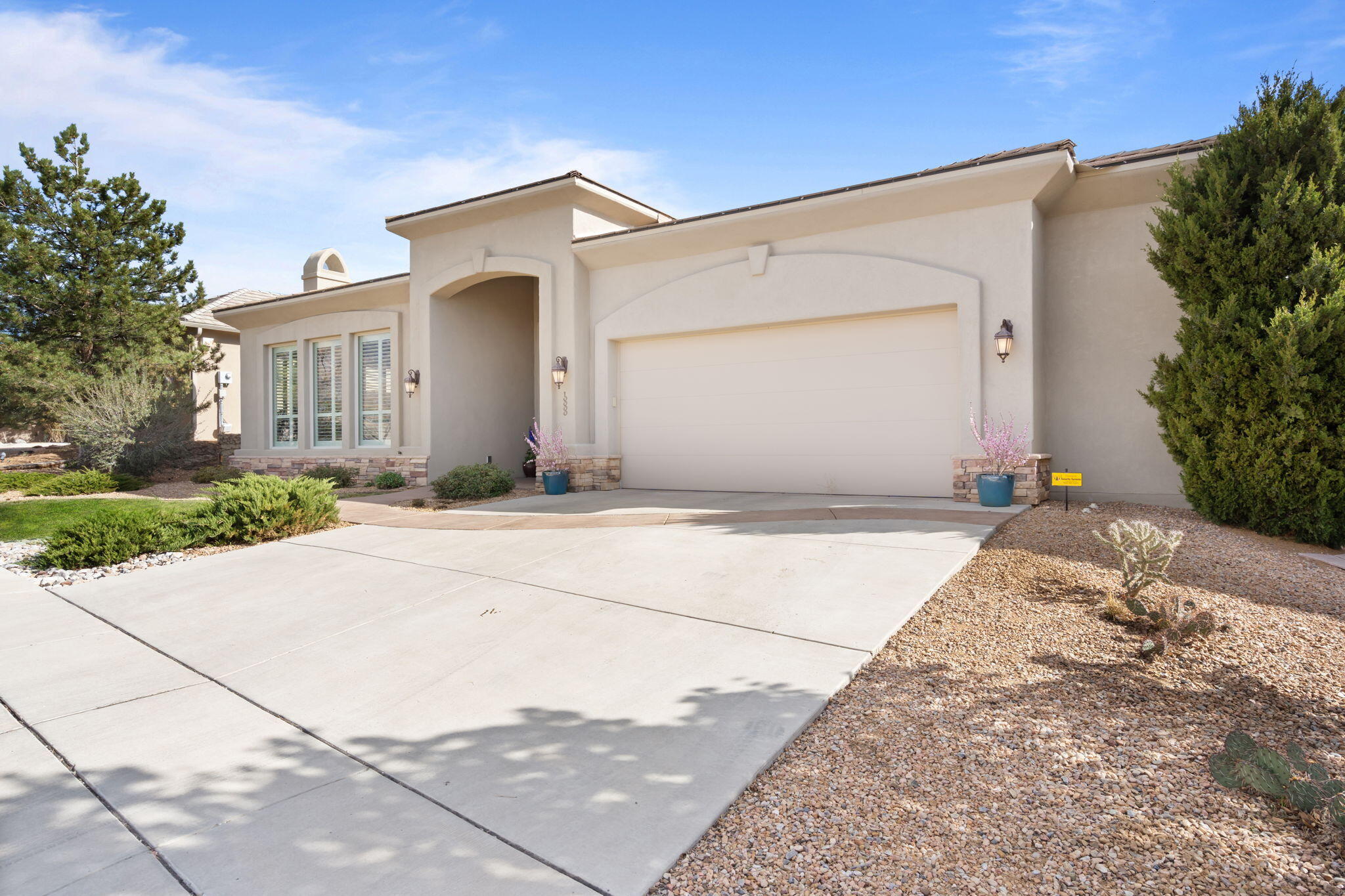 10000 Sand Verbena Trail NE