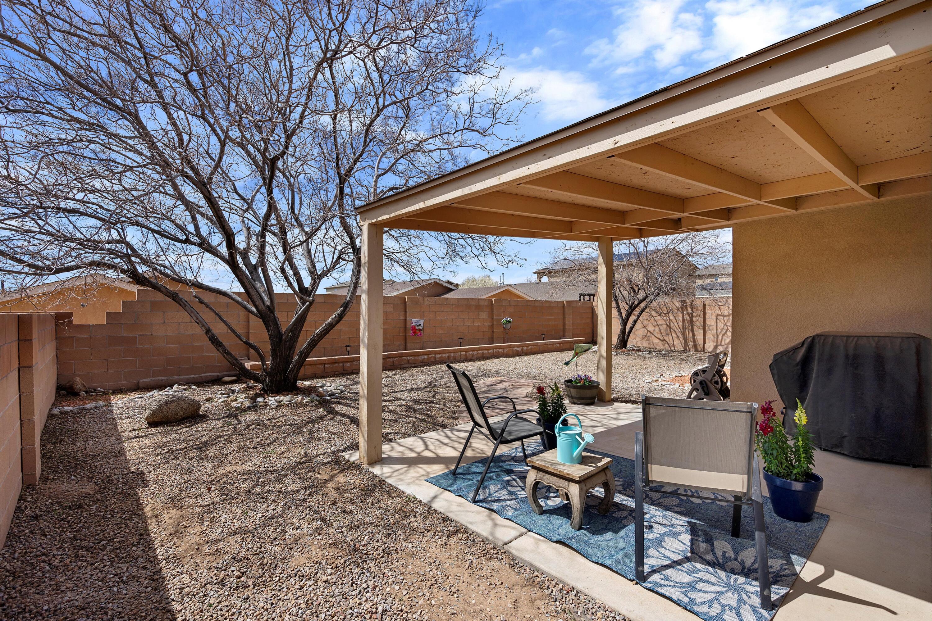 3839 Desert Pinon Drive NE