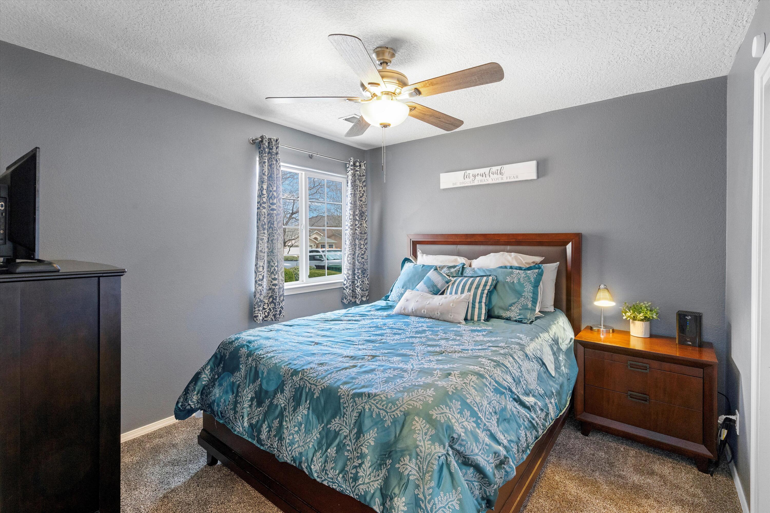 3839 Desert Pinon Drive NE