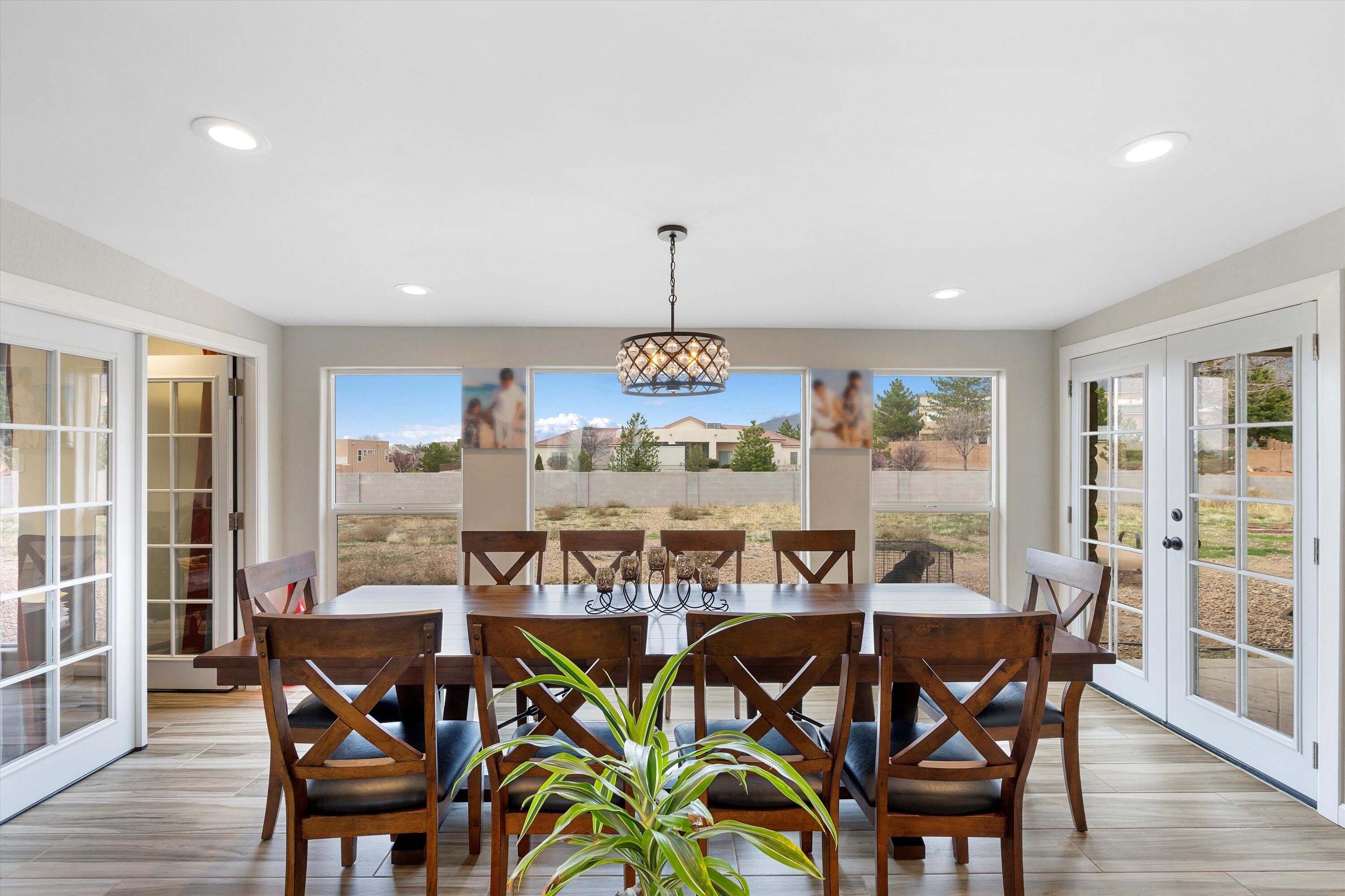 10811 Del Rey Avenue NE