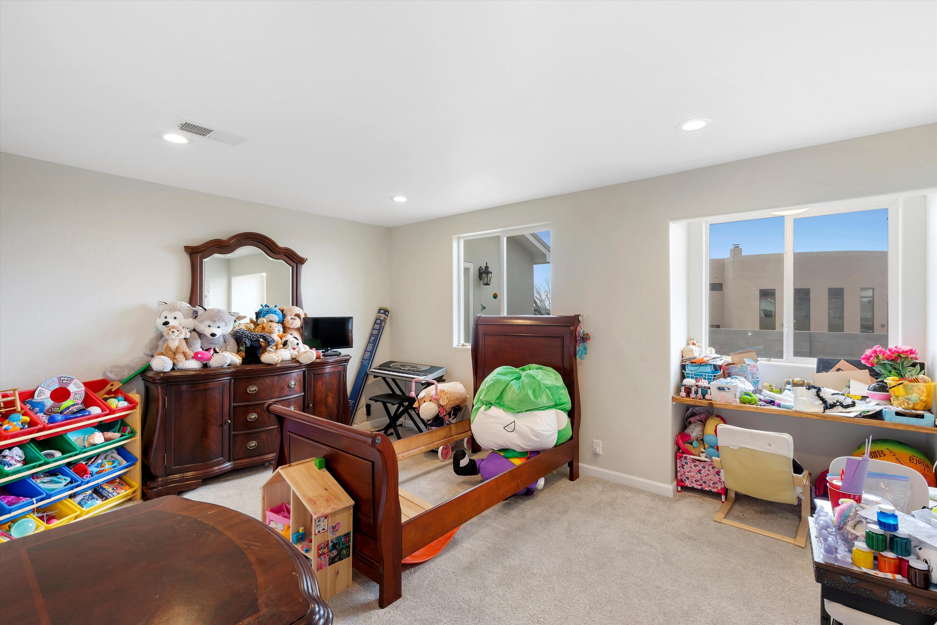 10811 Del Rey Avenue NE