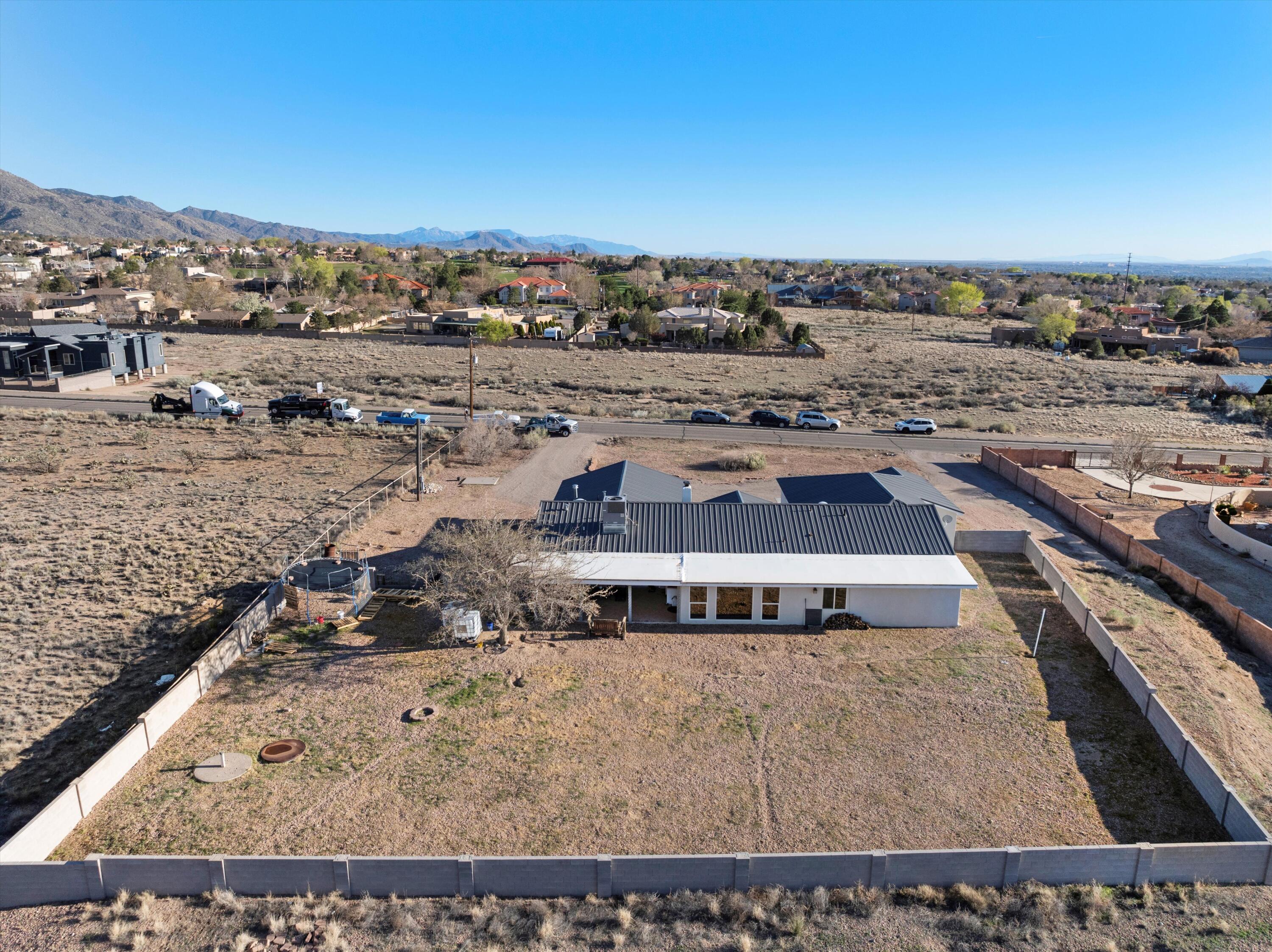 10811 Del Rey Avenue NE