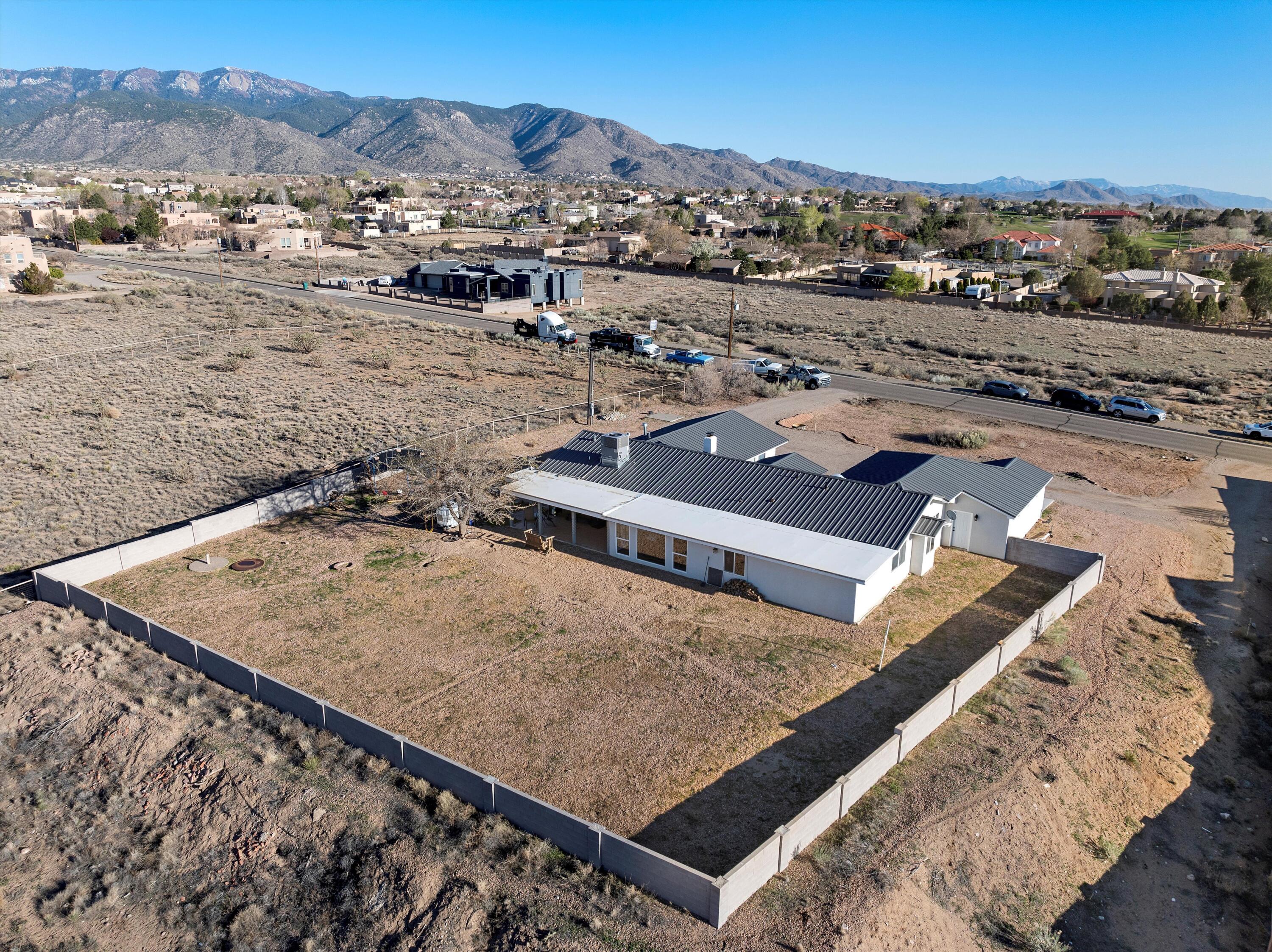 10811 Del Rey Avenue NE