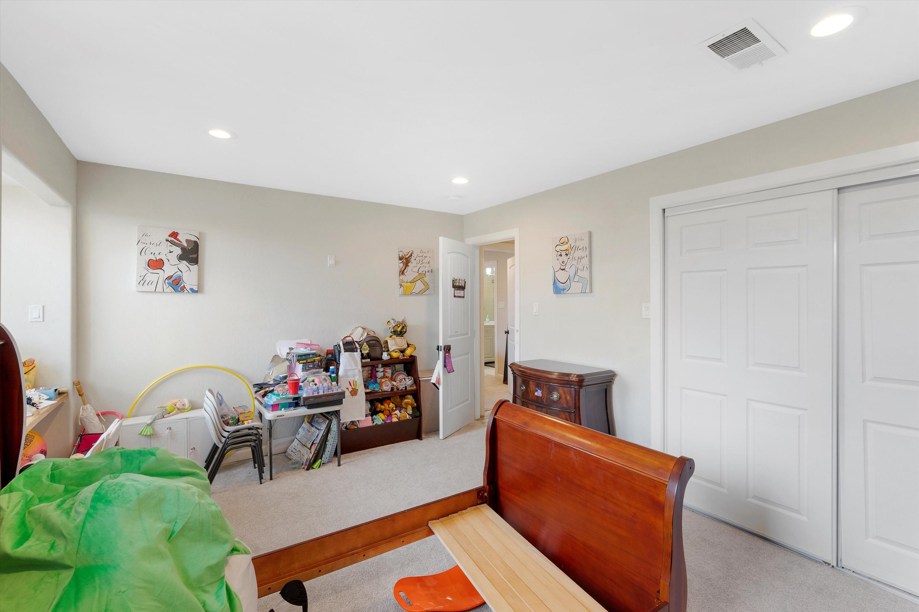 10811 Del Rey Avenue NE