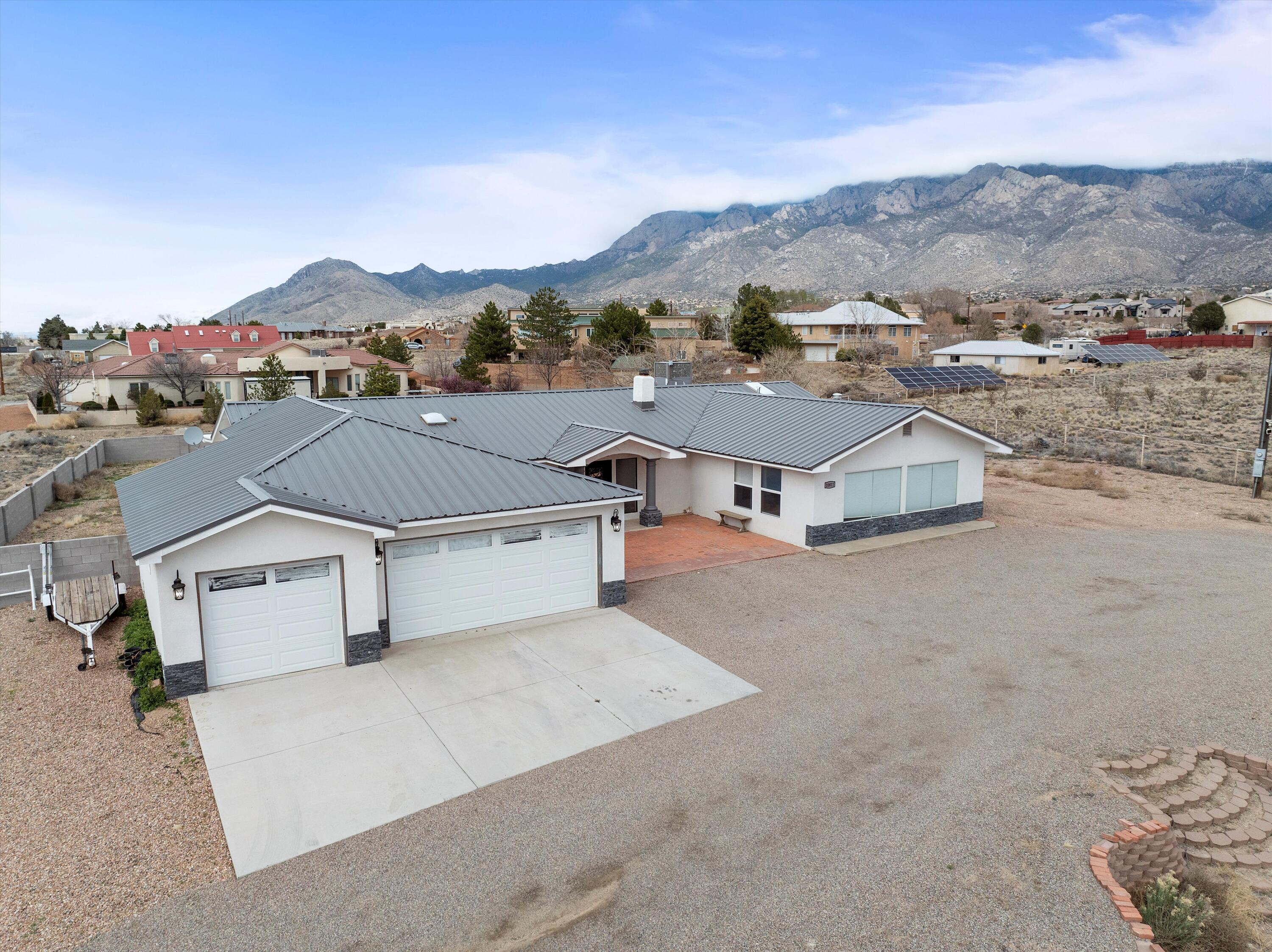 10811 Del Rey Avenue NE