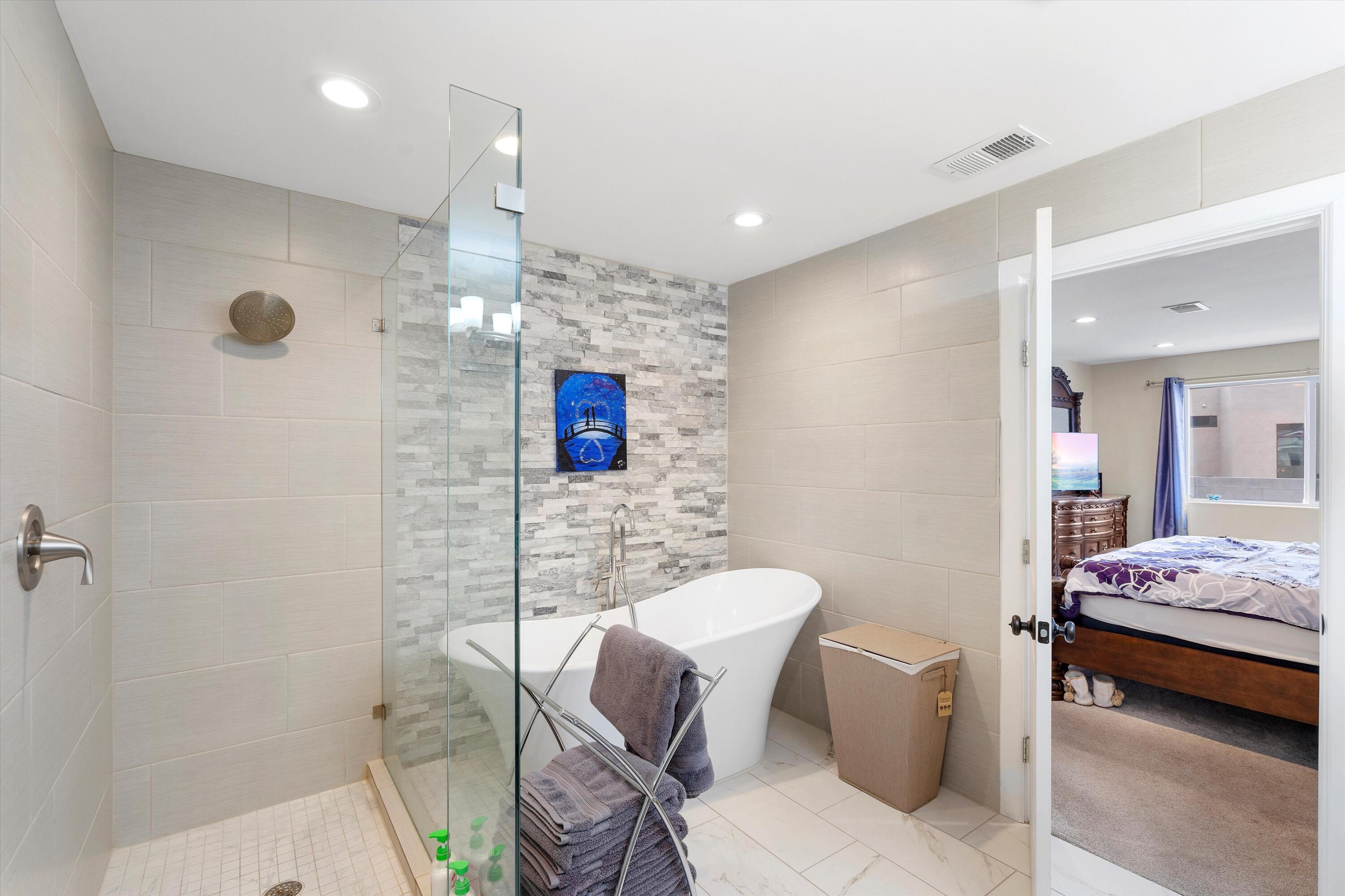 10811 Del Rey Avenue NE