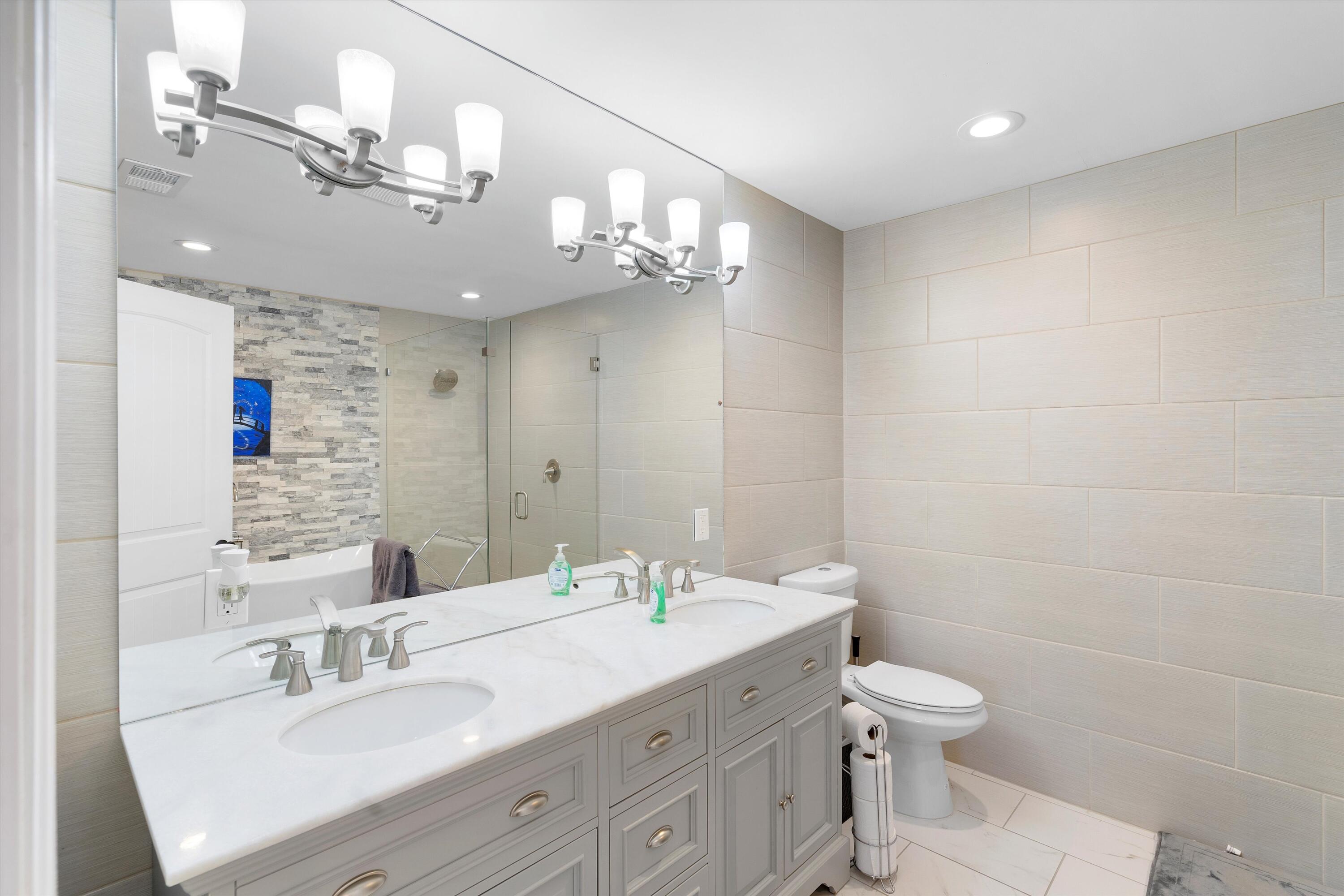 10811 Del Rey Avenue NE