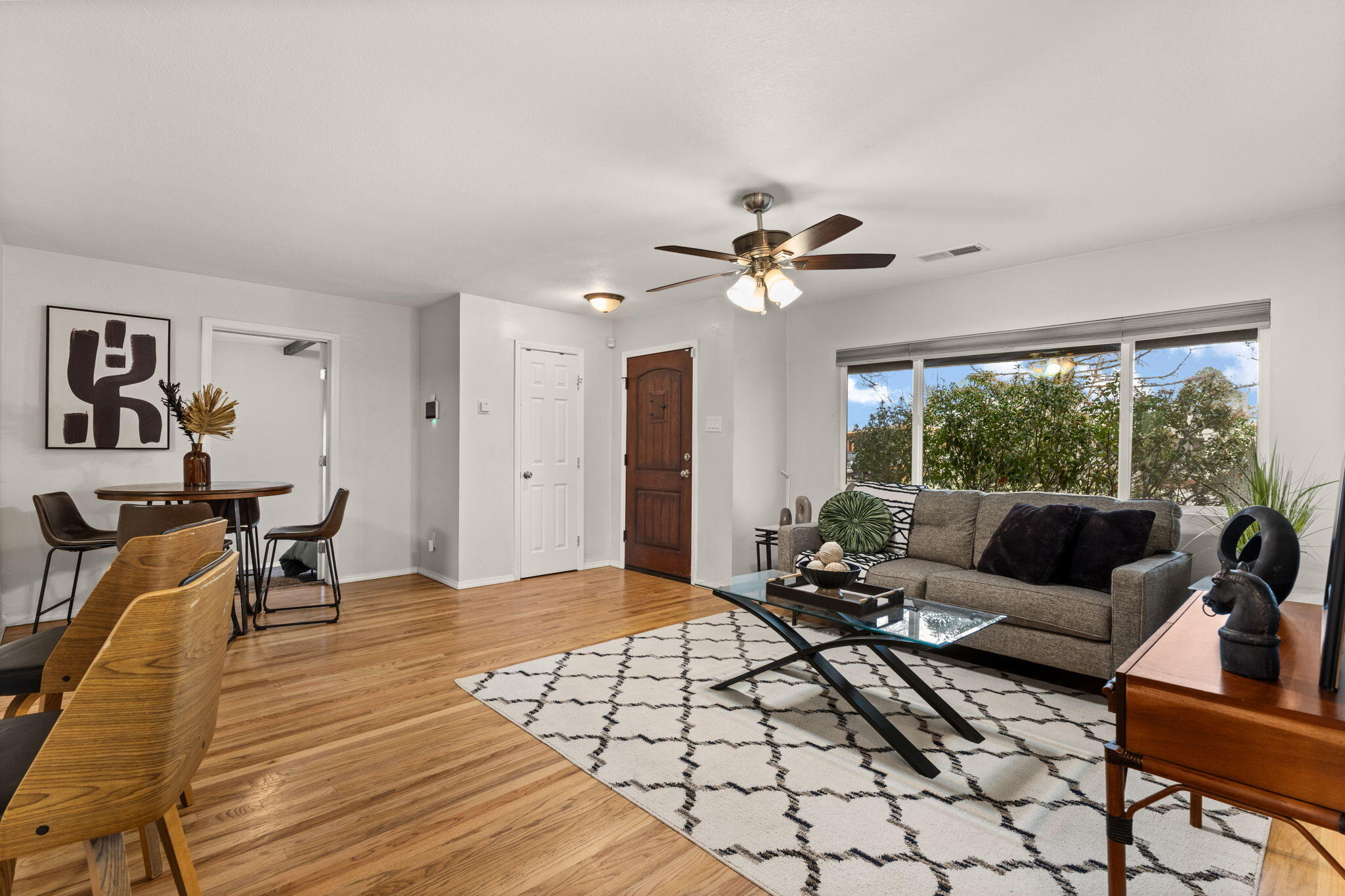 1037 Quincy Street SE