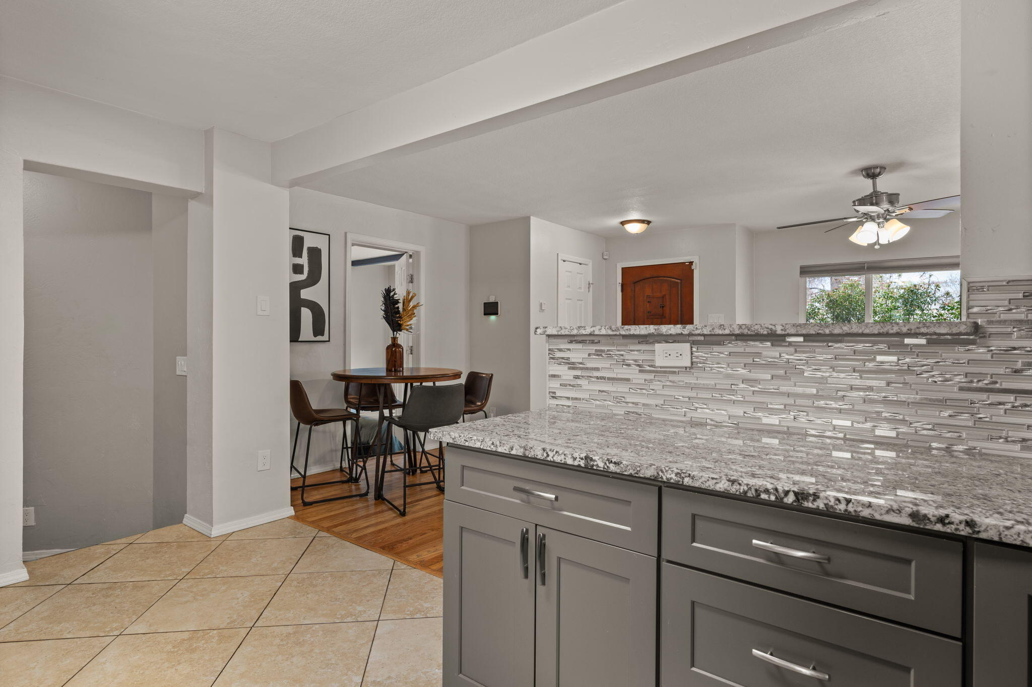 1037 Quincy Street SE