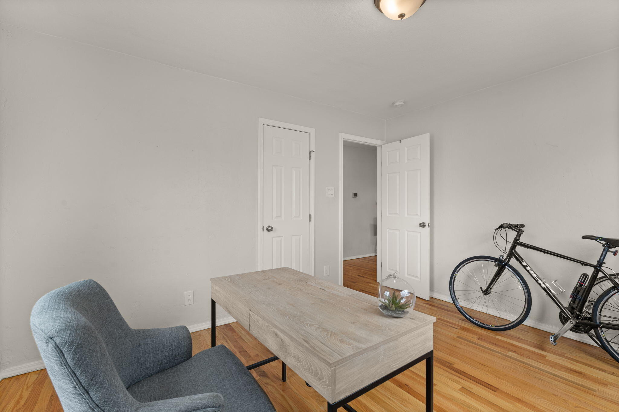 1037 Quincy Street SE