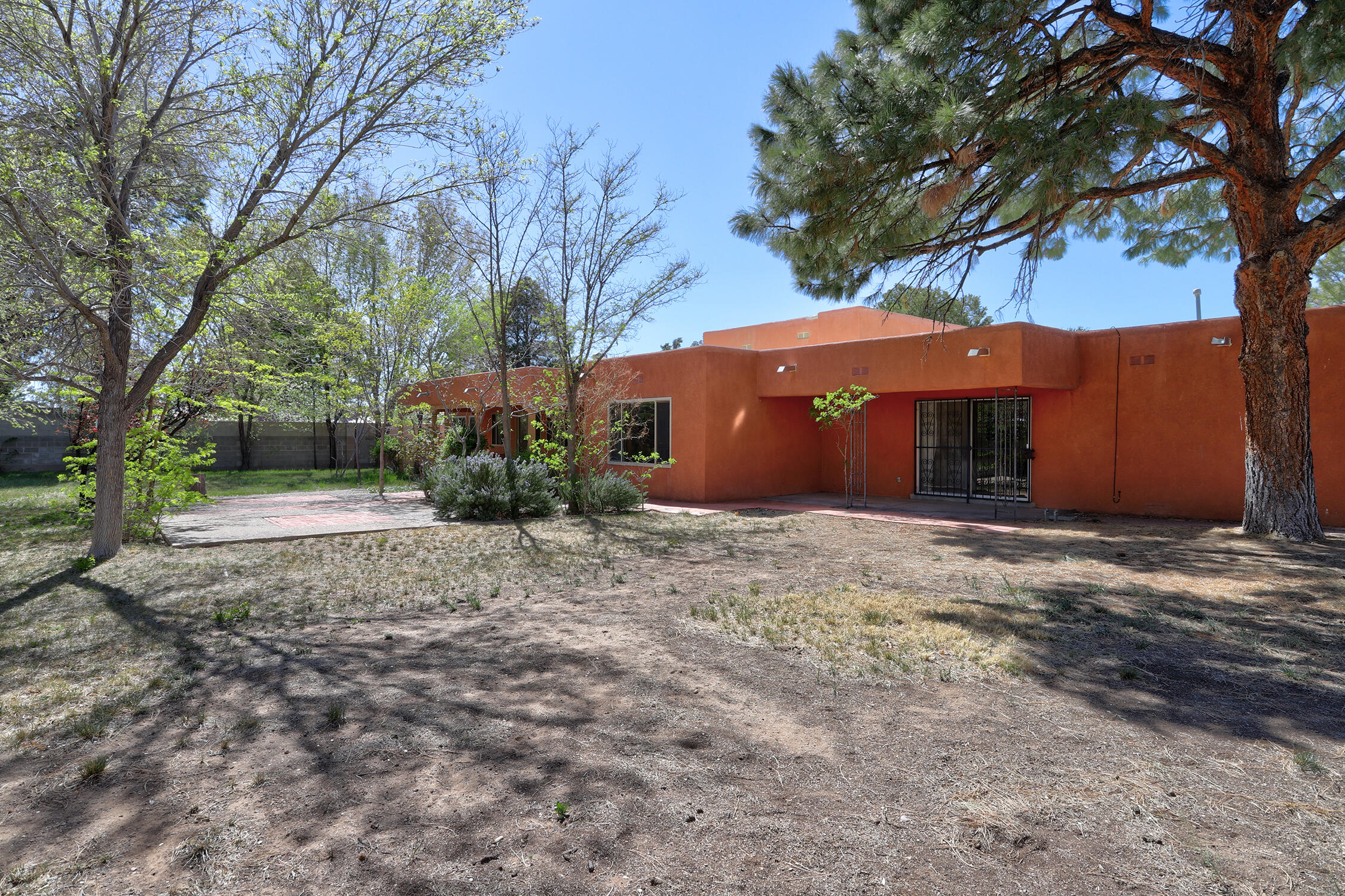 1020 Brazos Place SE