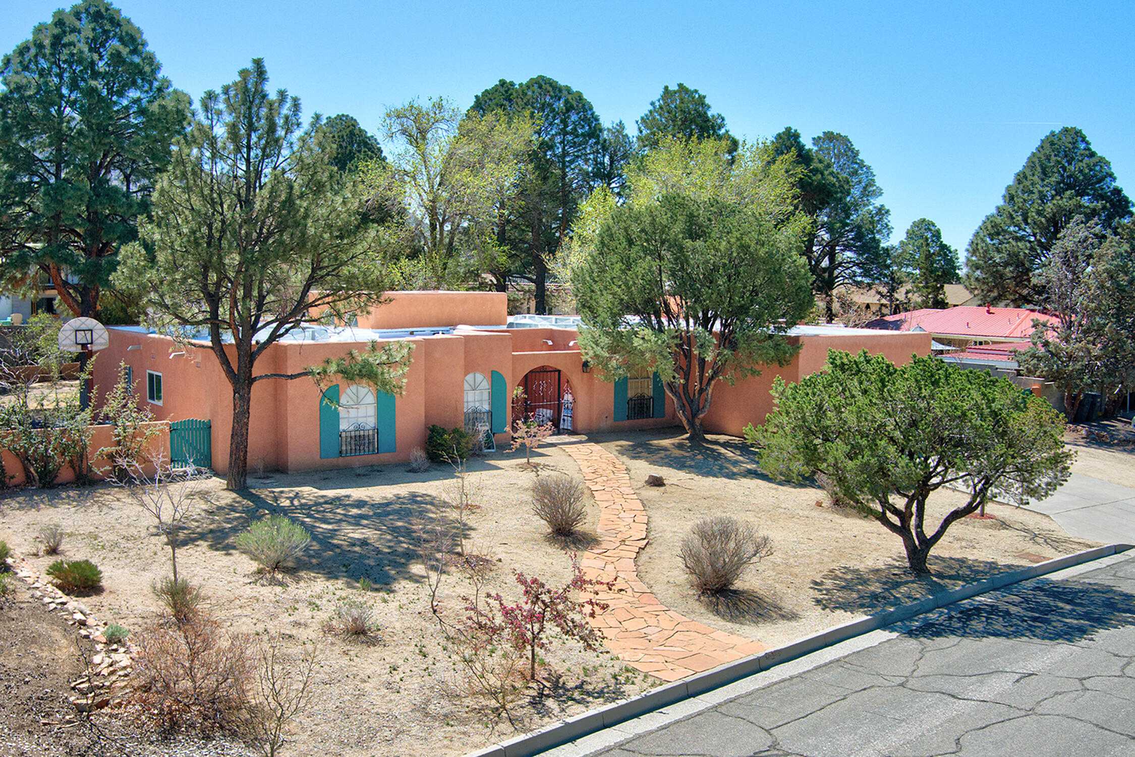 1020 Brazos Place SE