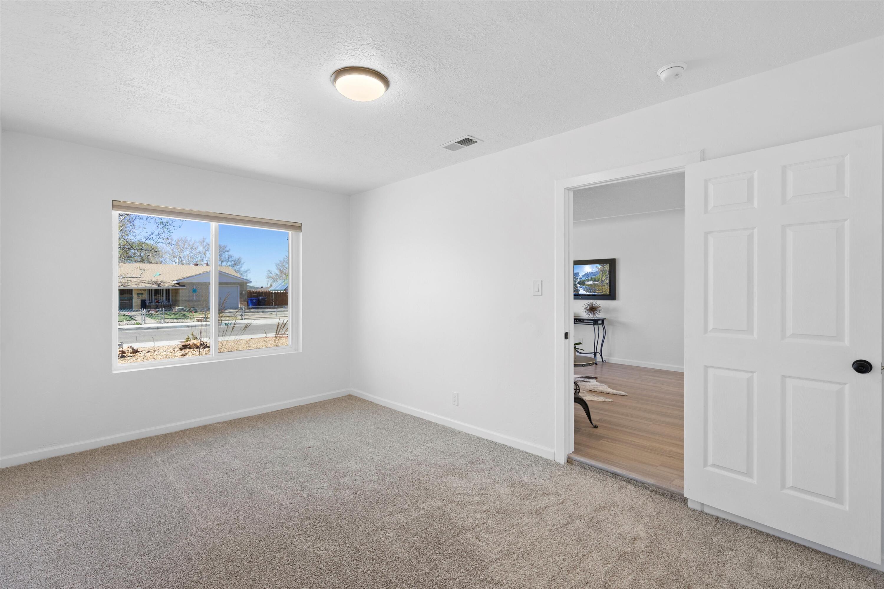 7905 Cutler Avenue NE