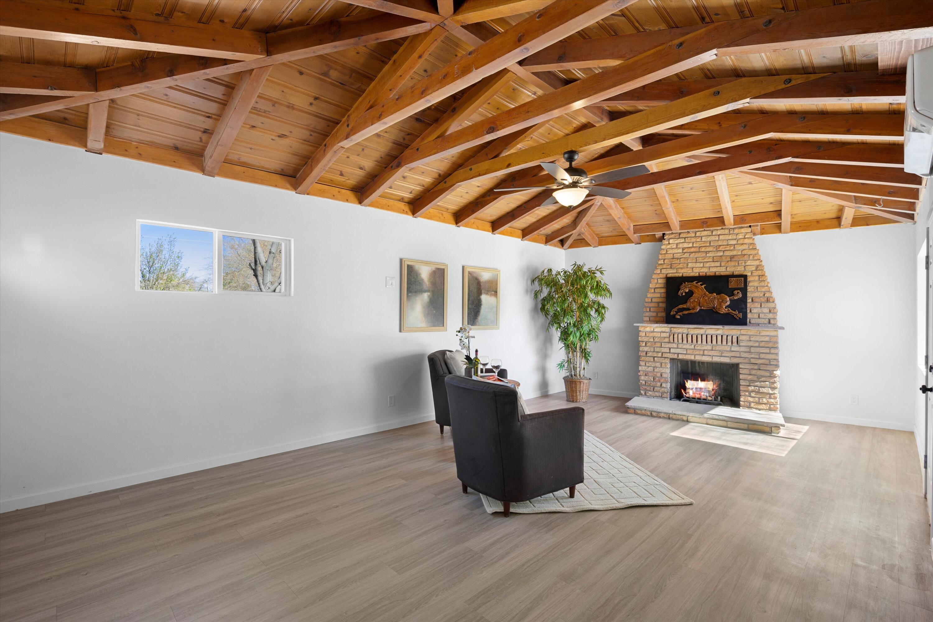 7905 Cutler Avenue NE