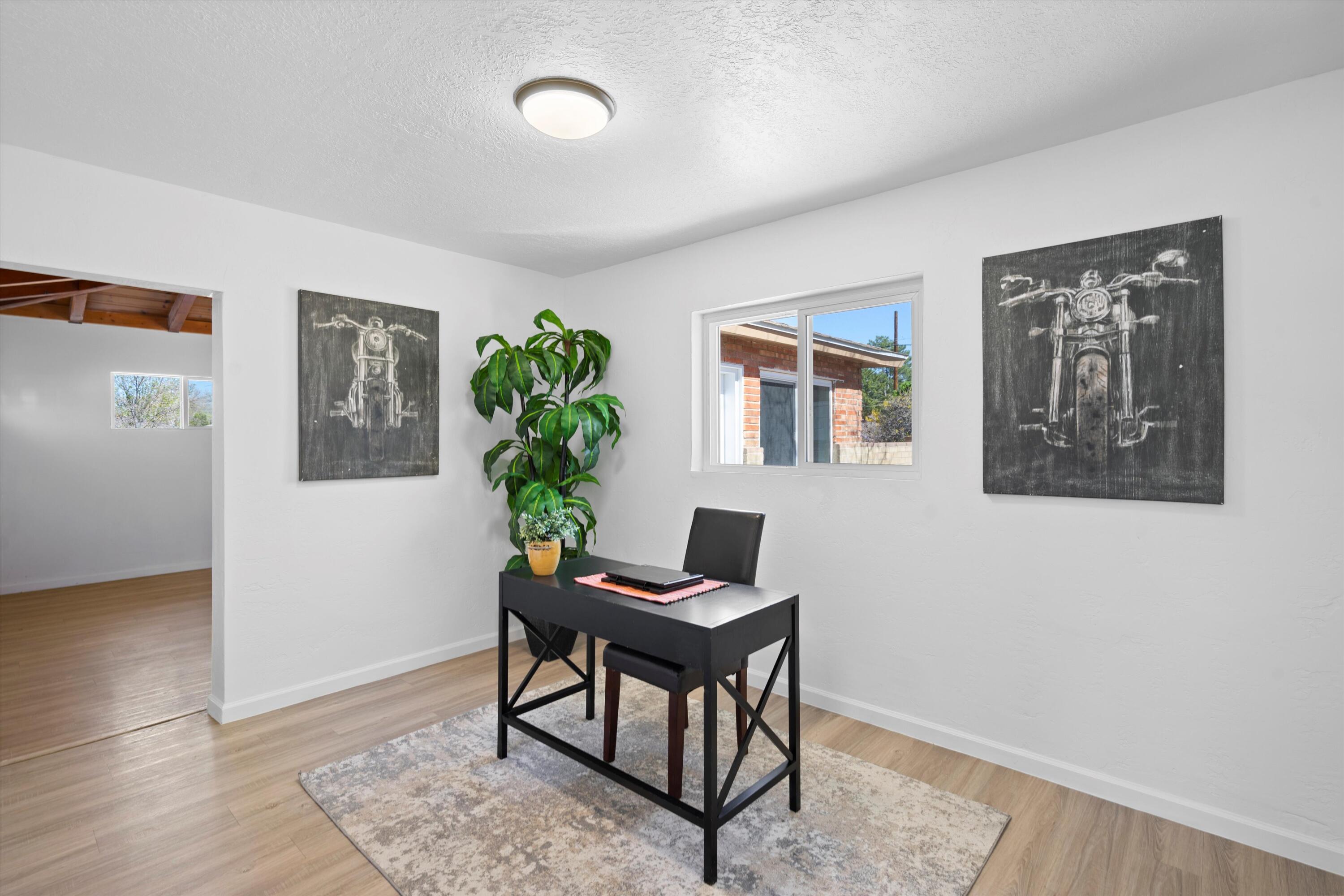 7905 Cutler Avenue NE