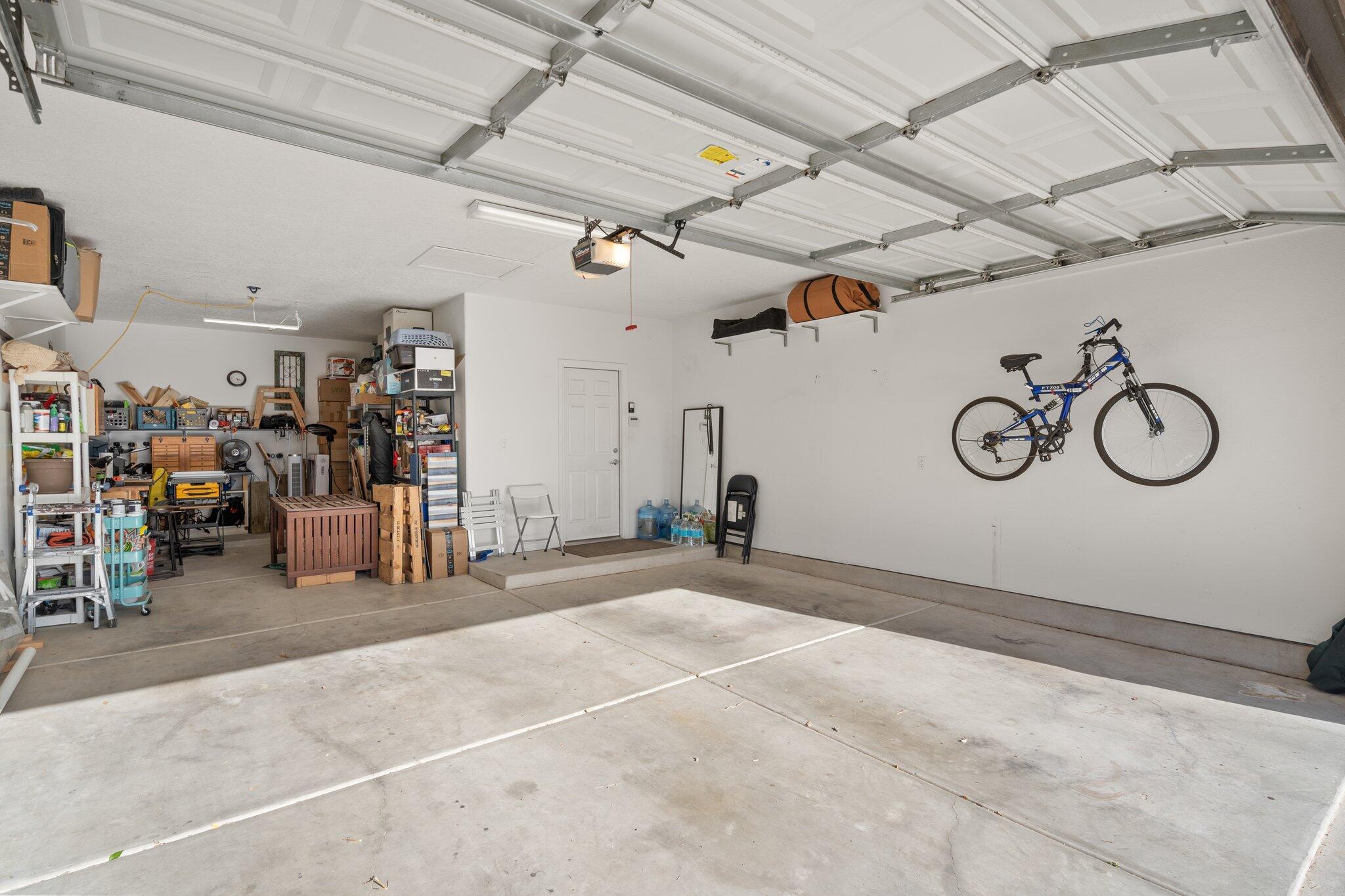 328 Paseo Vista Loop NE