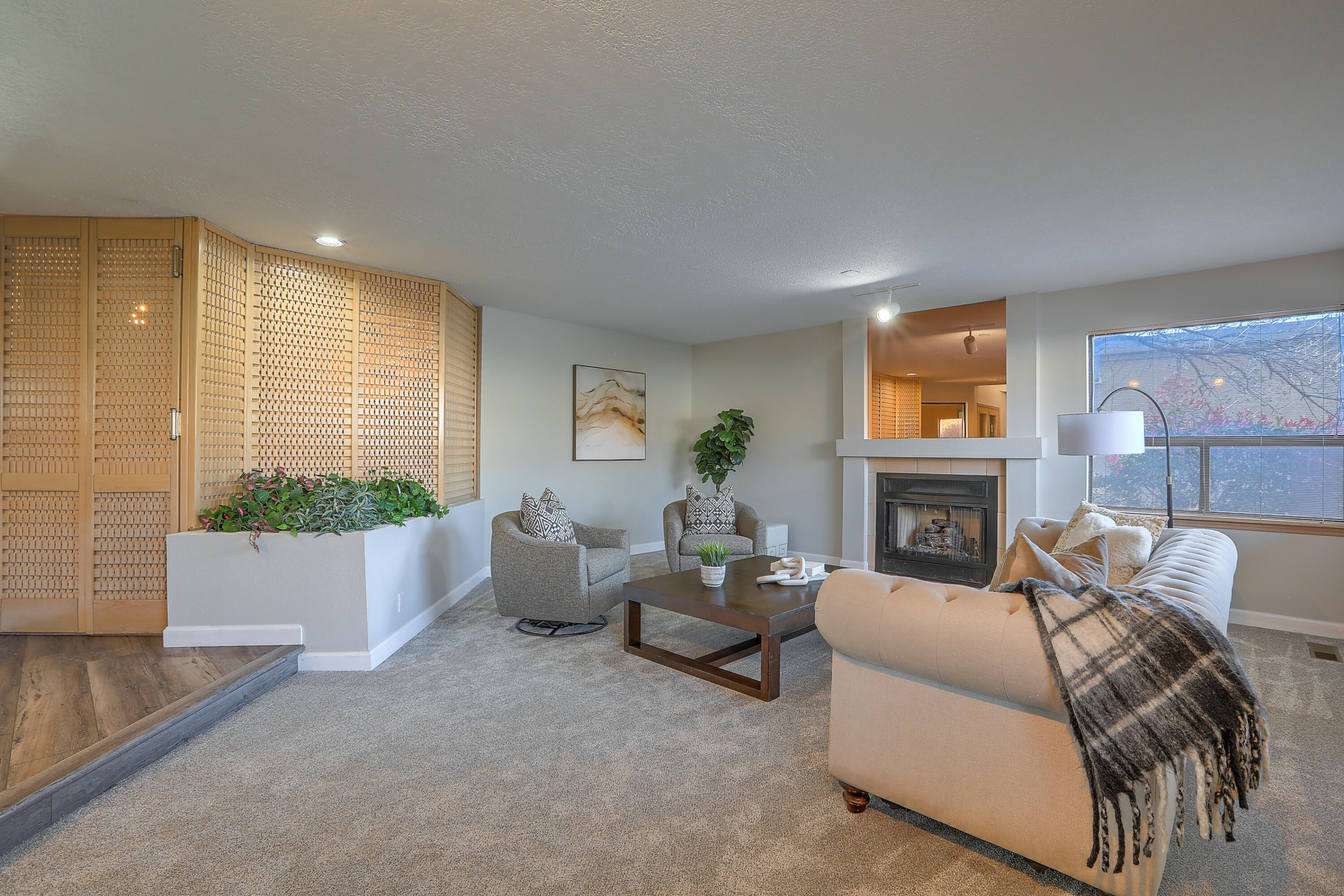 7005 Pala Mesa Court NE