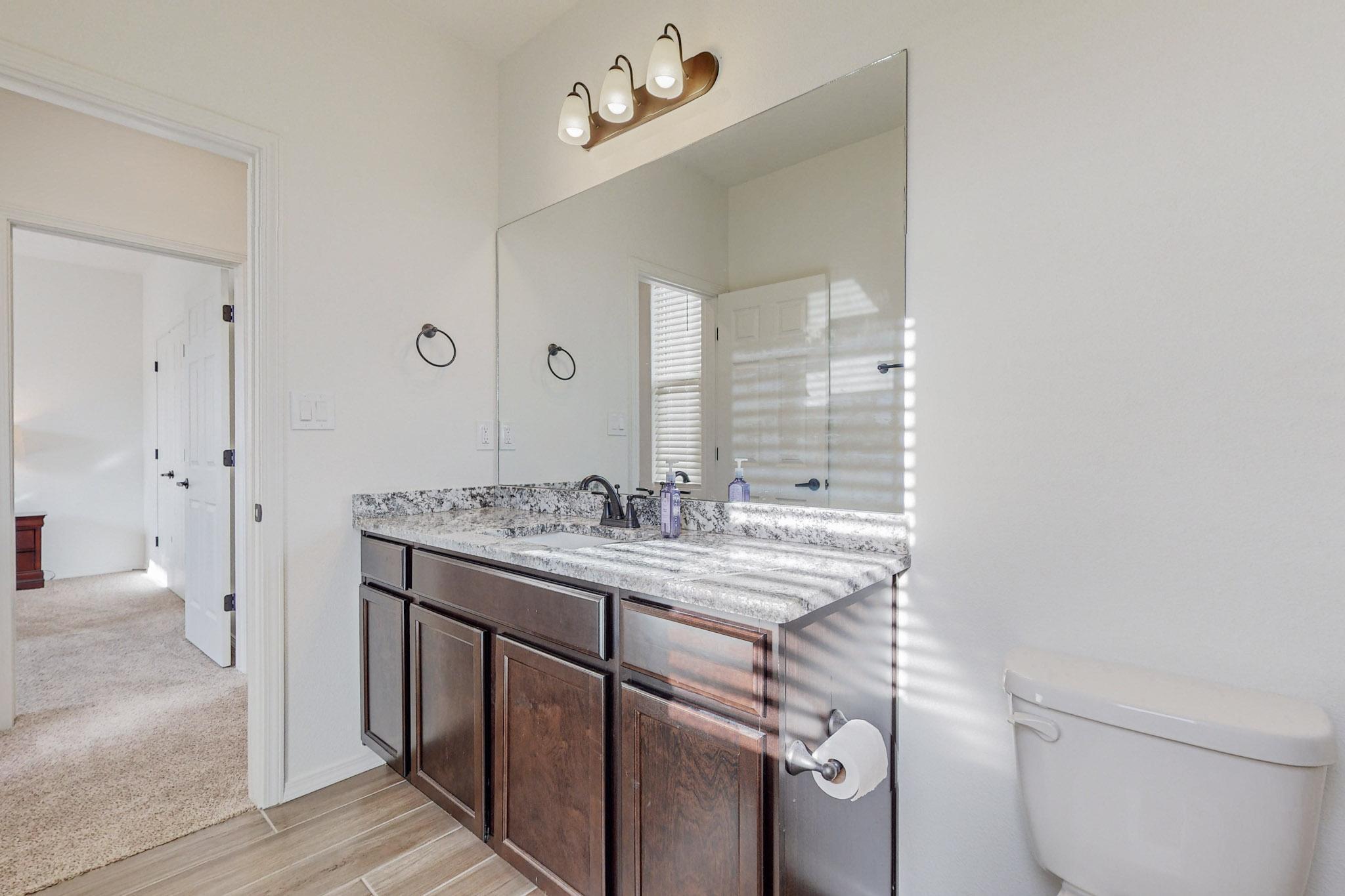 5377 East Village Road NE