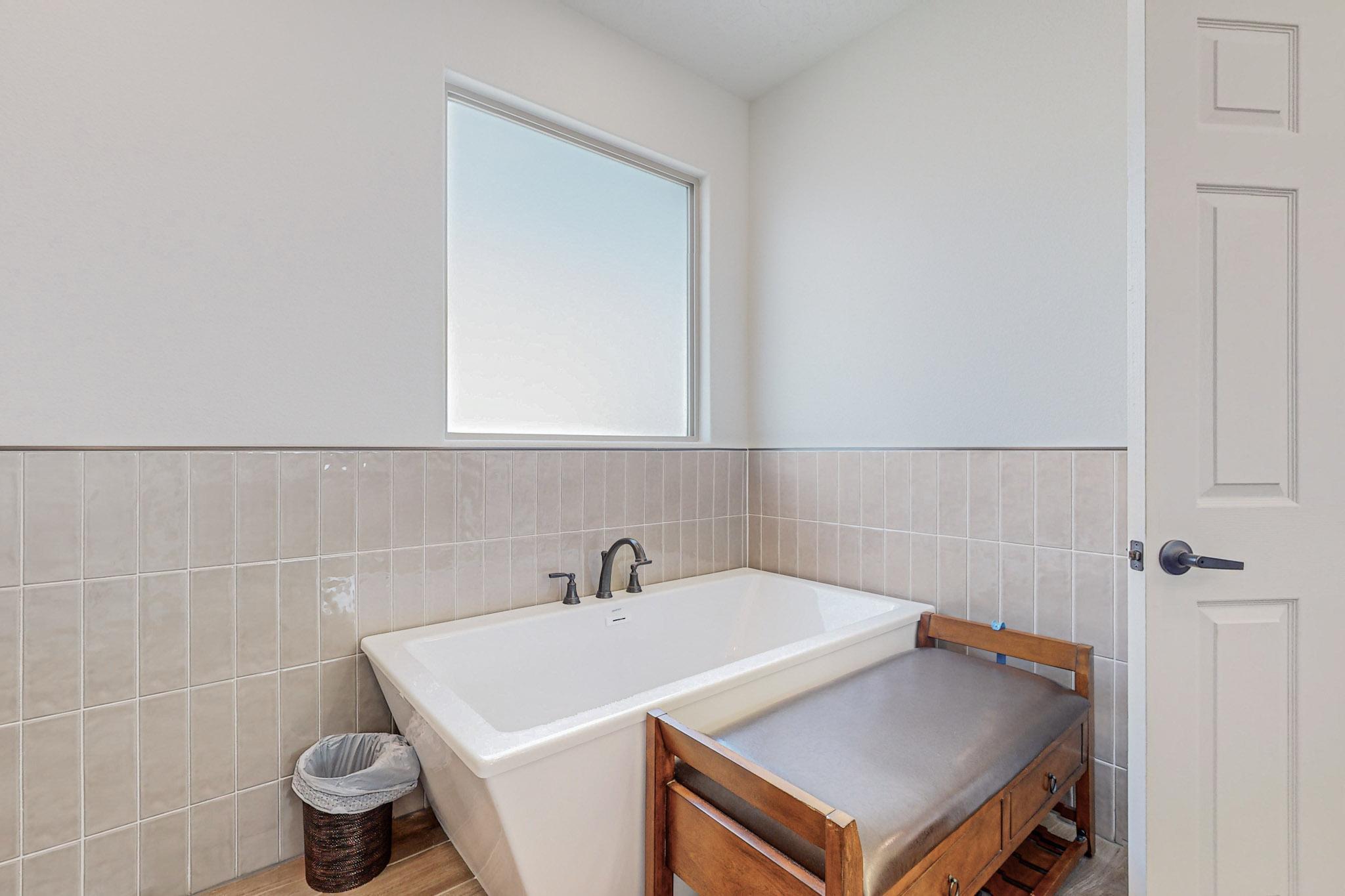 5377 East Village Road NE