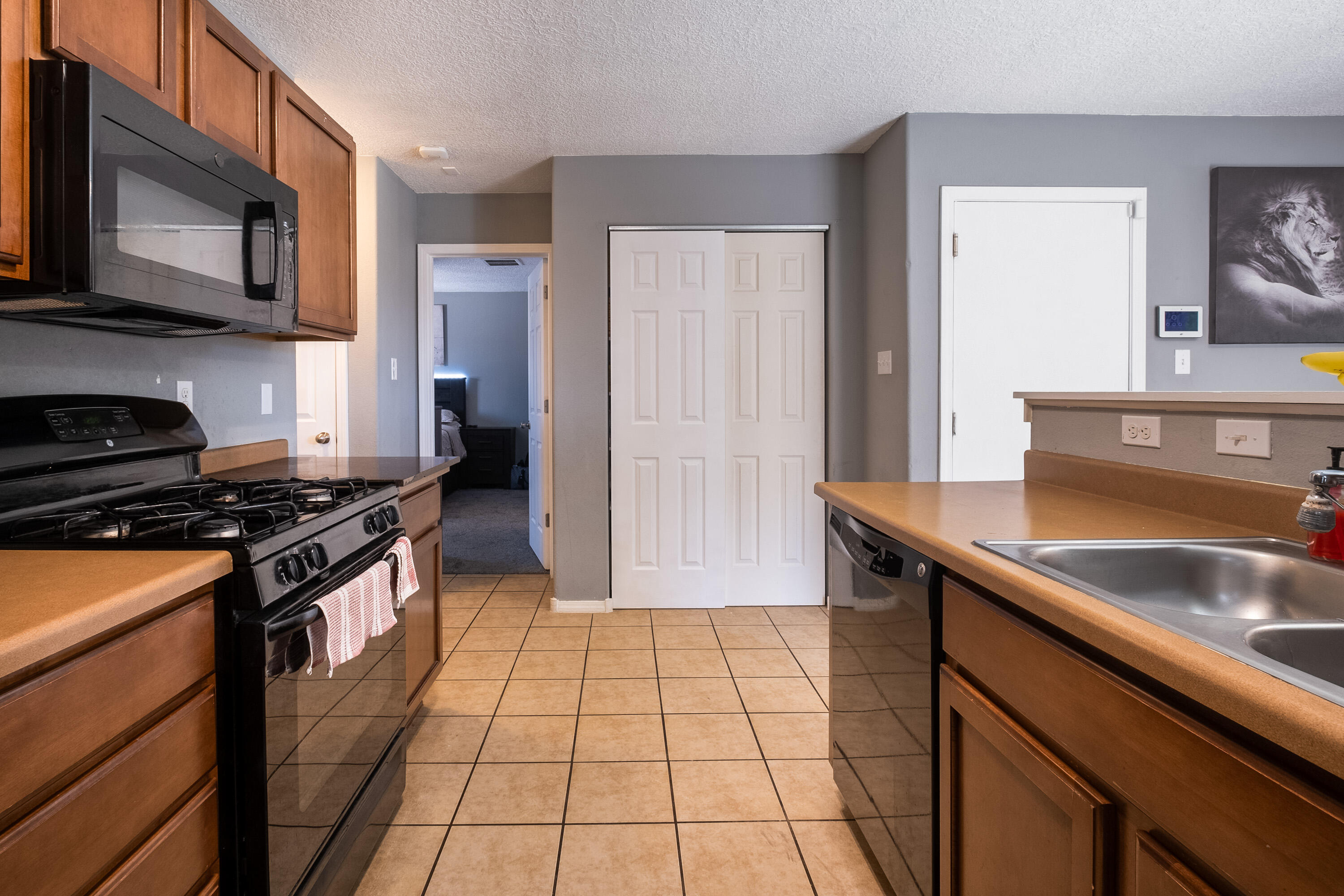 3043 Erratic Street SW