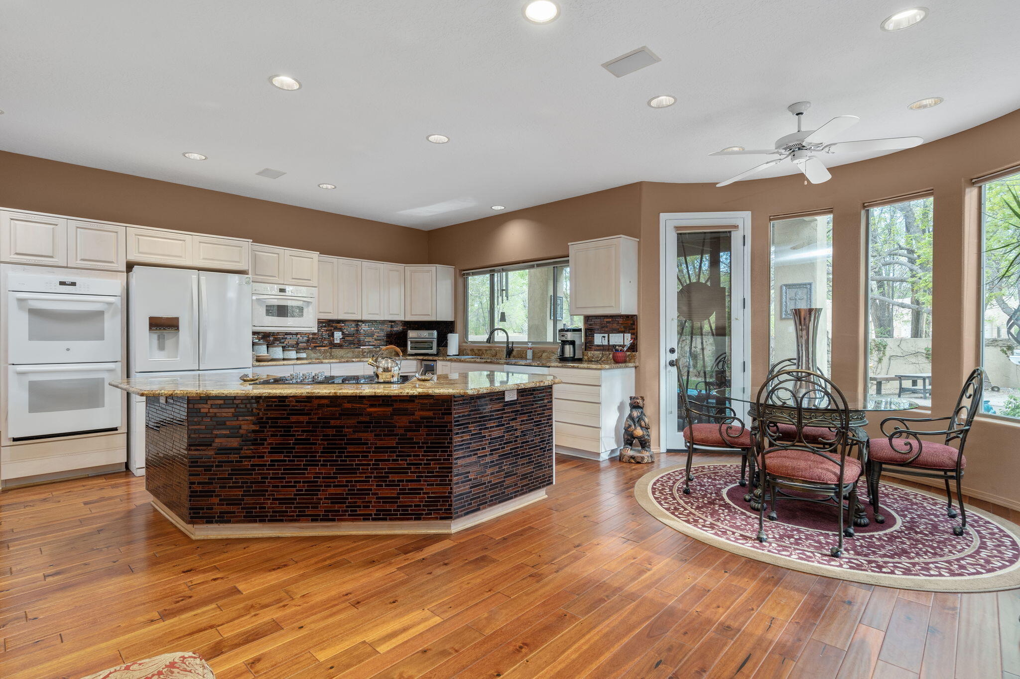 203 N Felice Perea Road