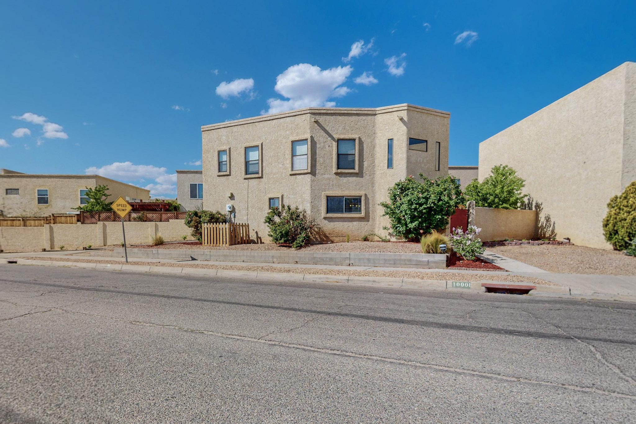 10001 Lagrima De Oro Road NE