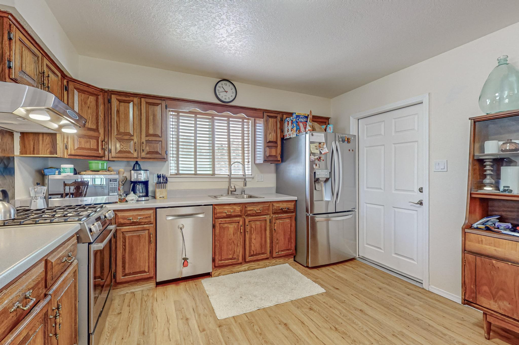 13001 Skyview Avenue NE