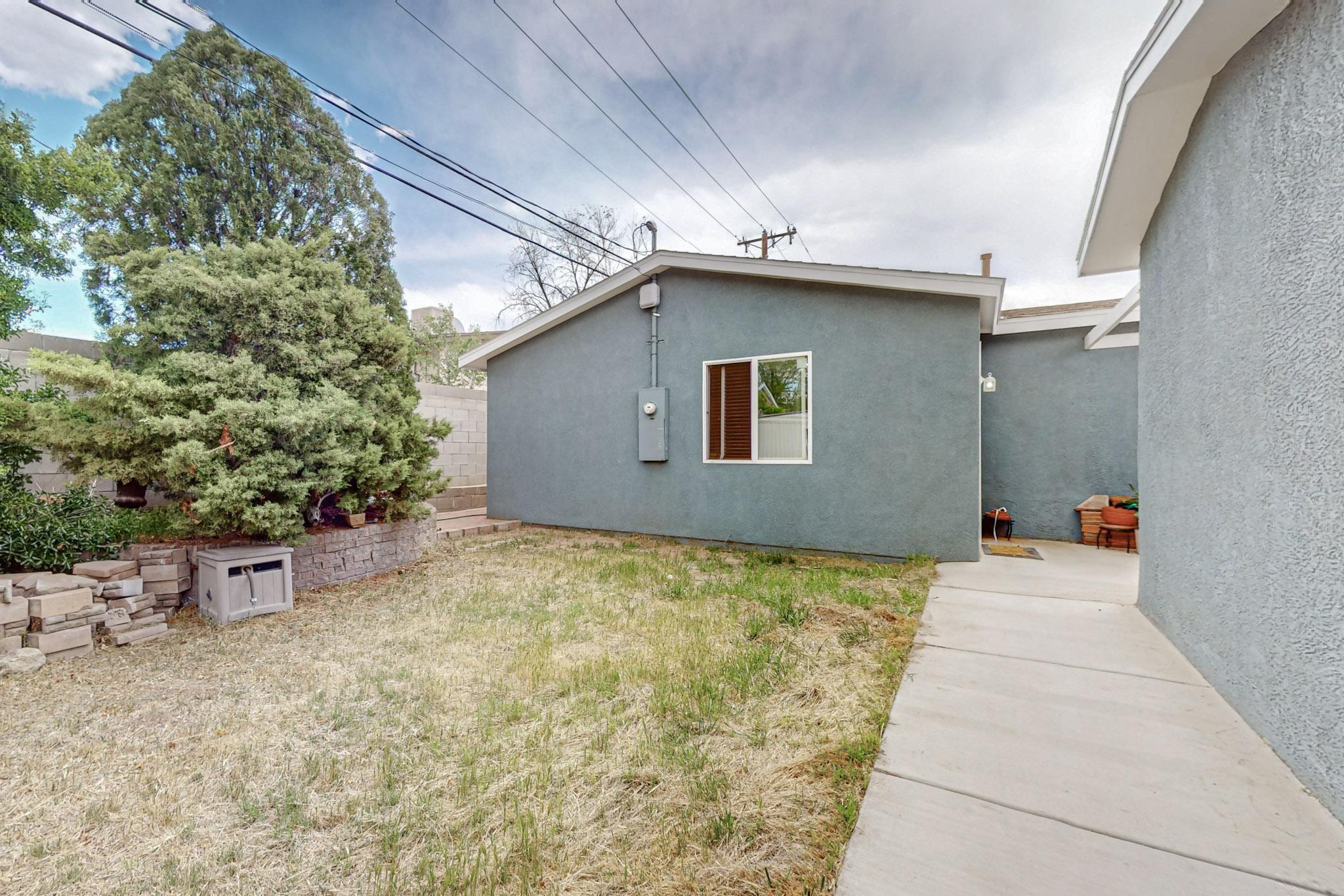 13001 Skyview Avenue NE