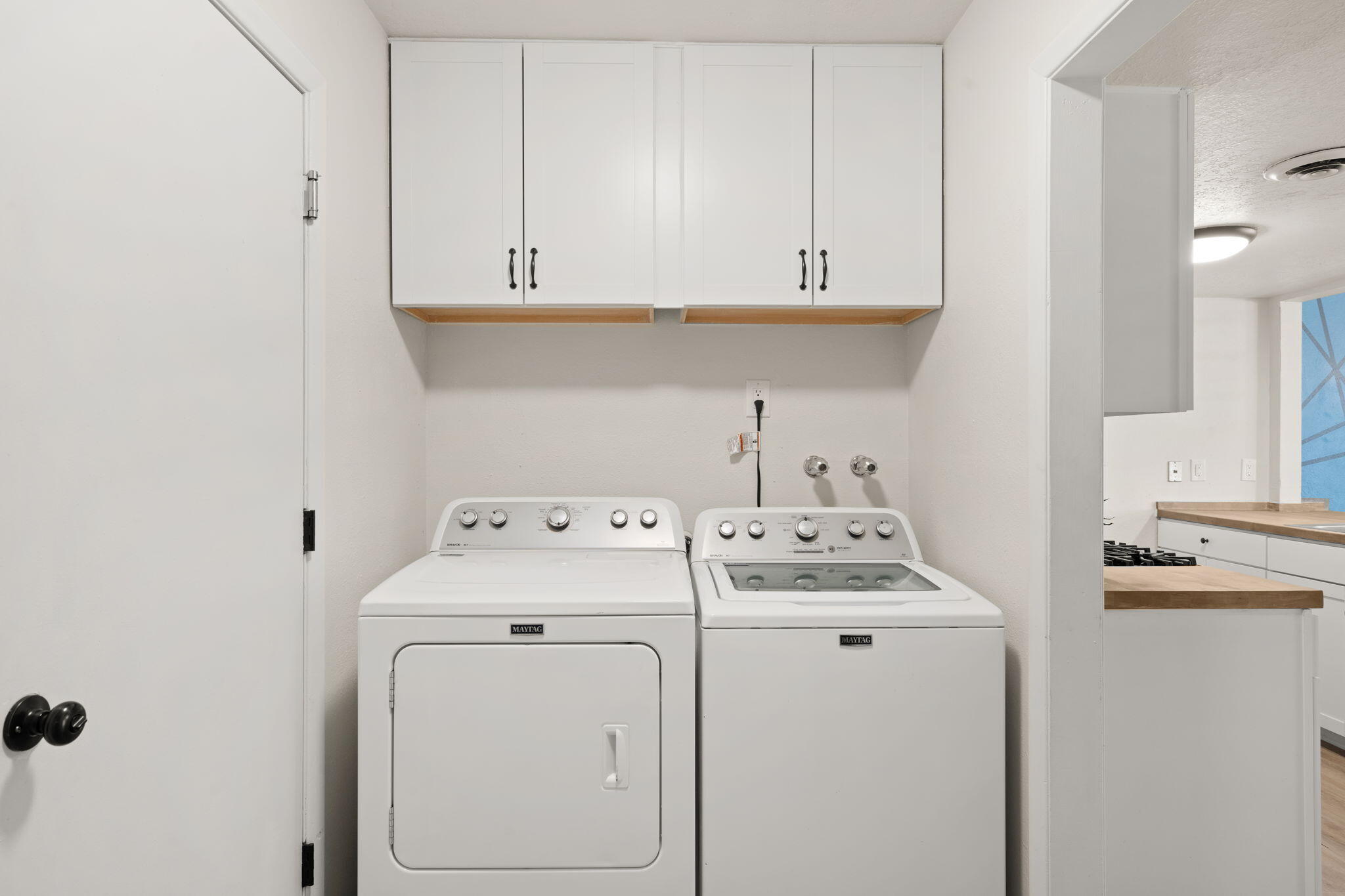 6813 Los Trechos Court NE