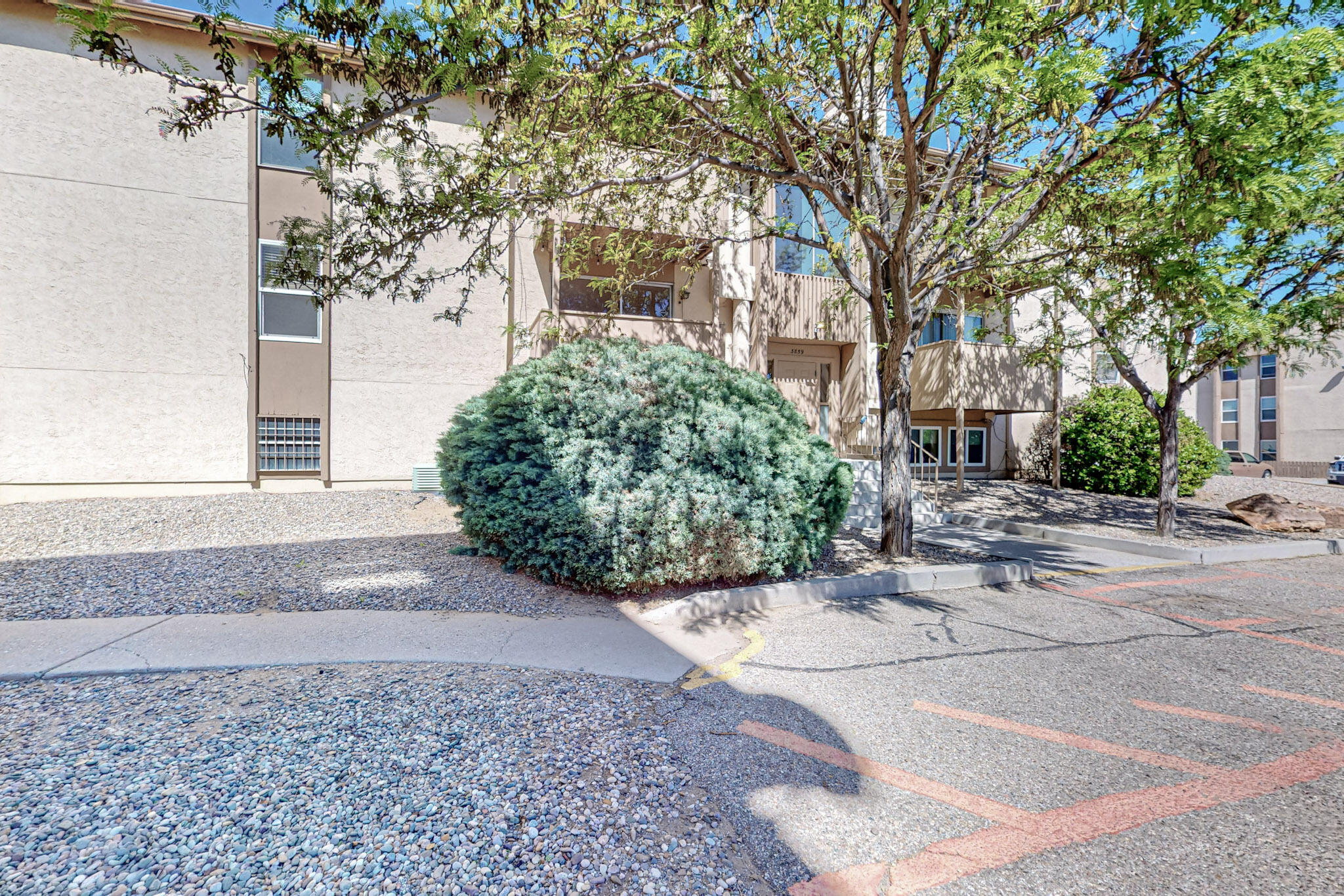 3859 Montgomery Boulevard NE 1333