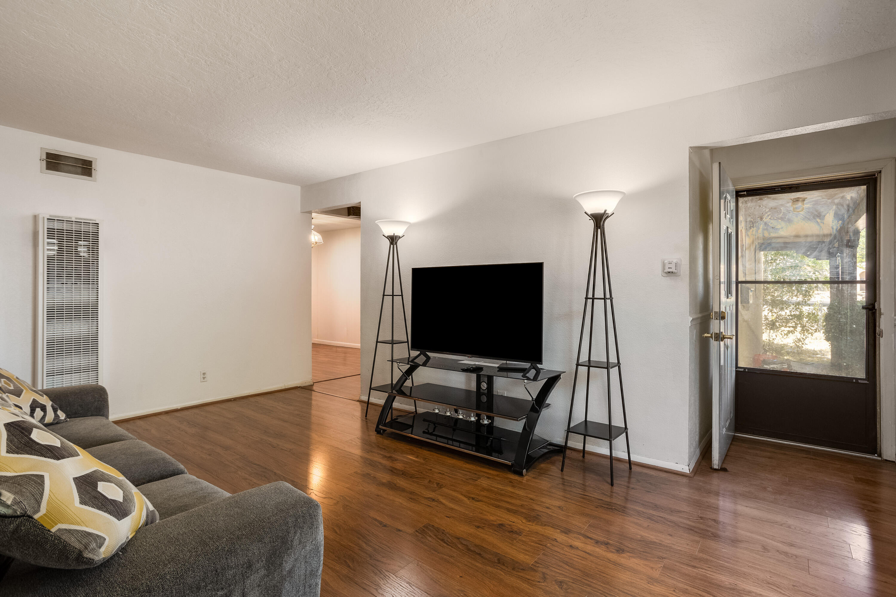 10235 Propps Street NE