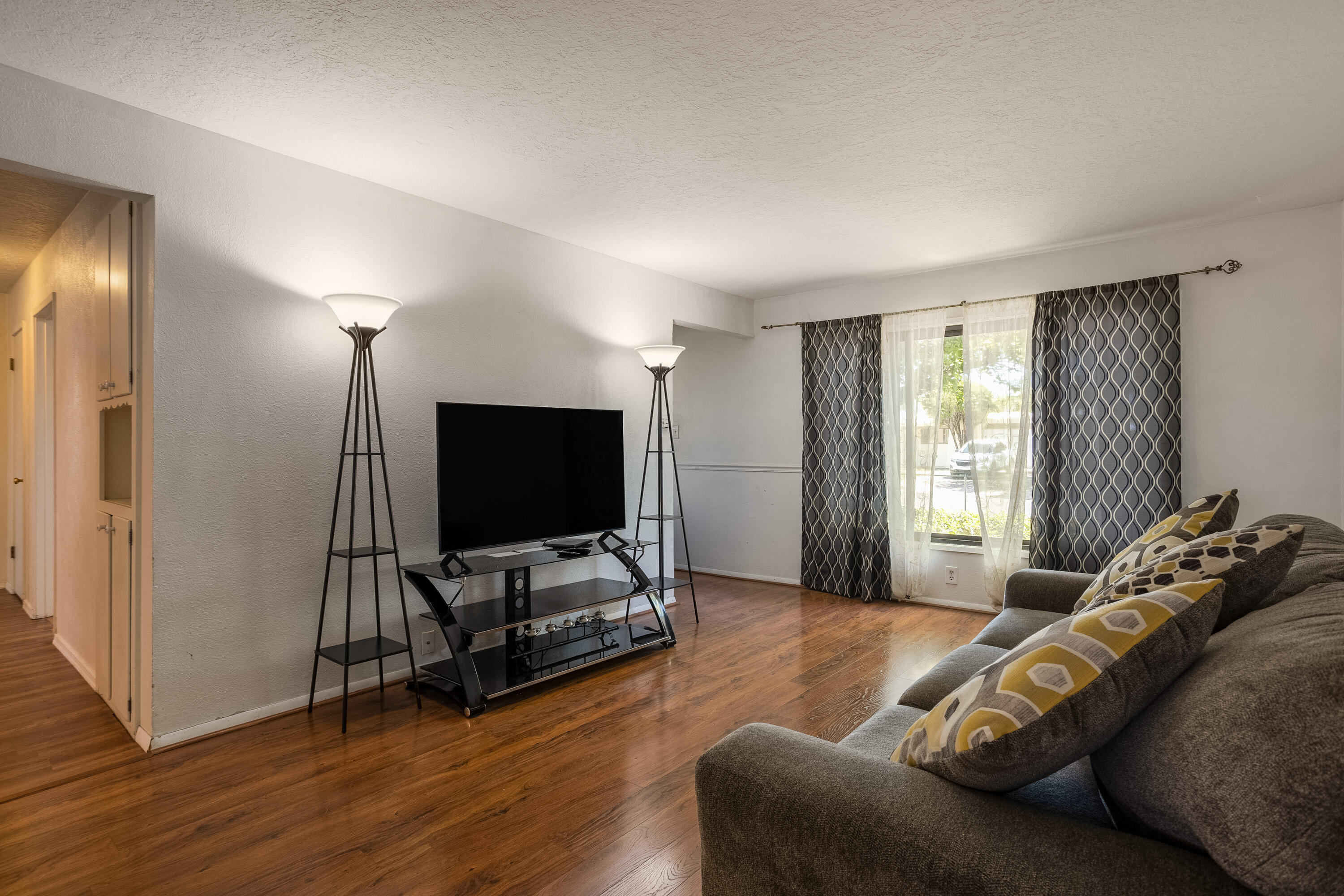 10235 Propps Street NE