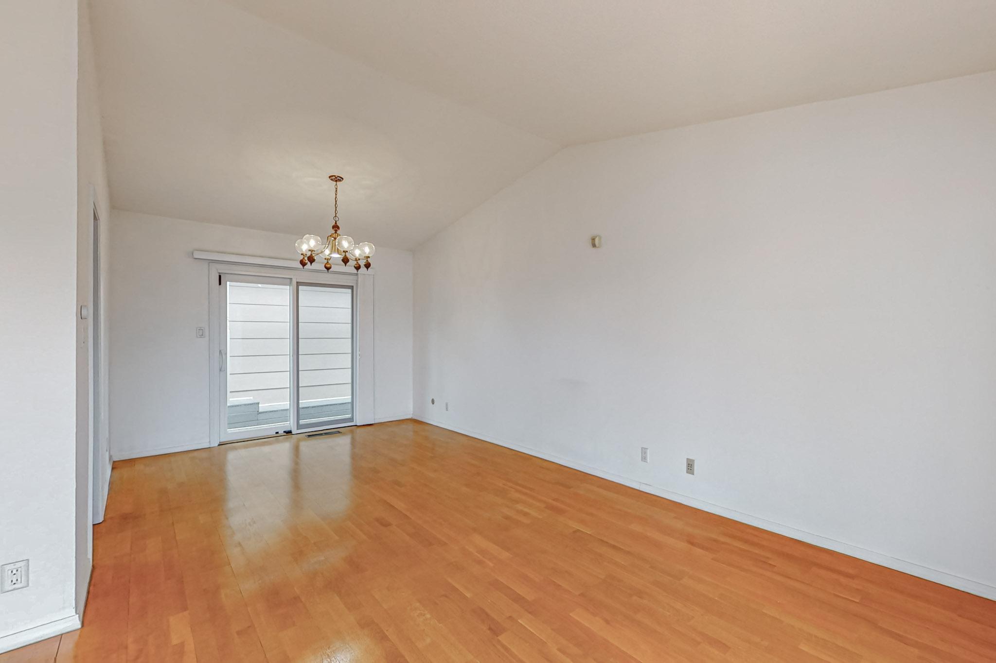 6008 Annapolis Road NE