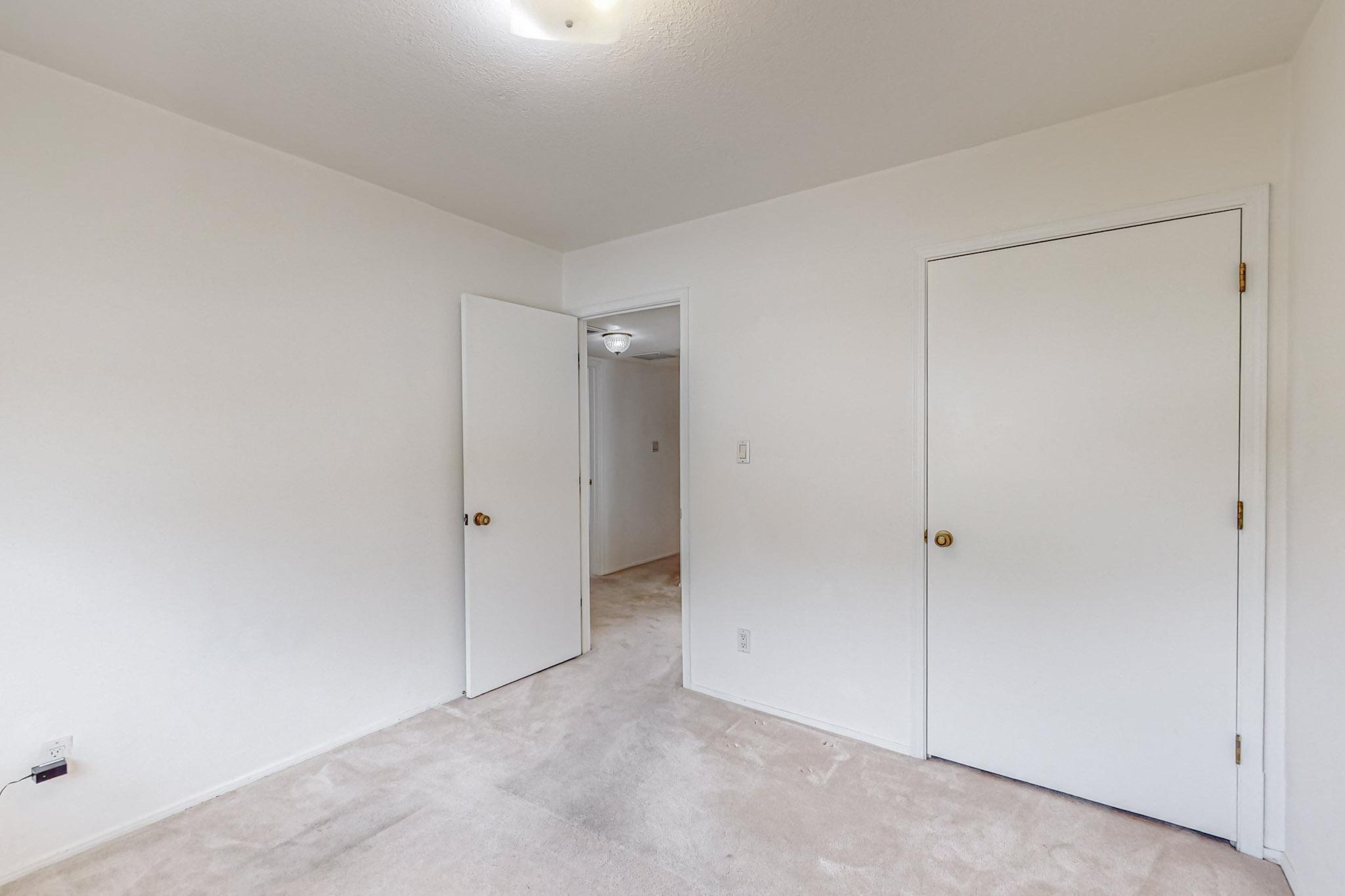 6008 Annapolis Road NE