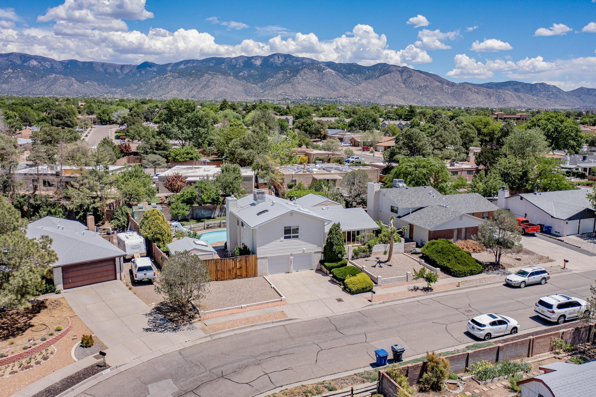 6008 Annapolis Road NE