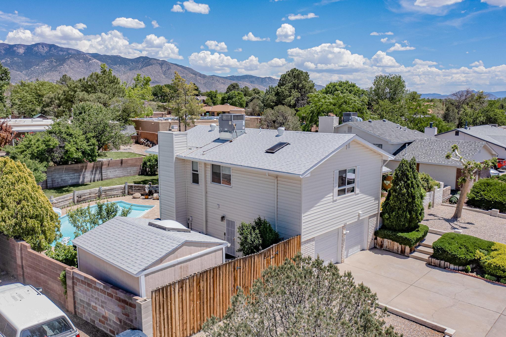 6008 Annapolis Road NE