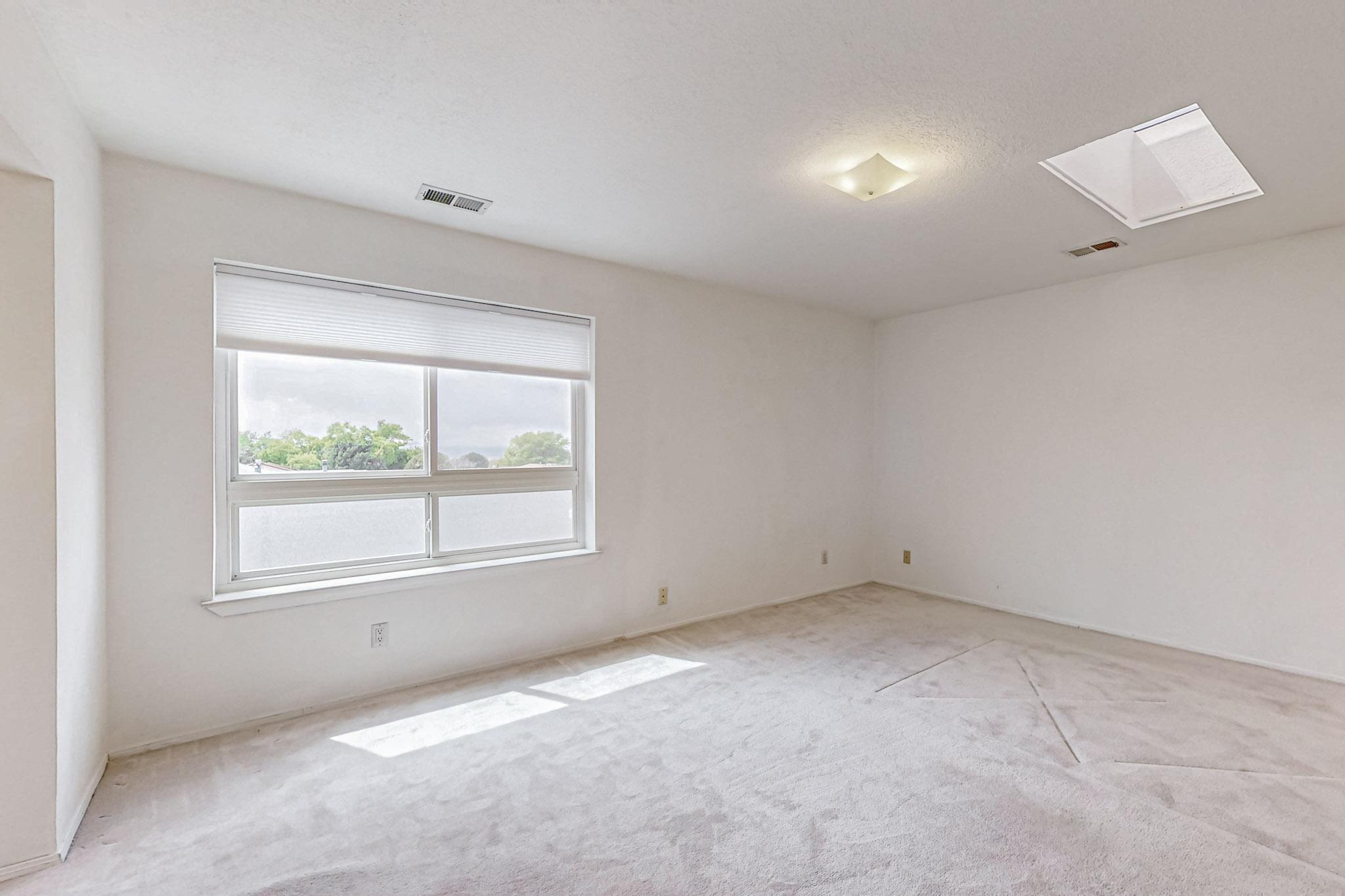 6008 Annapolis Road NE