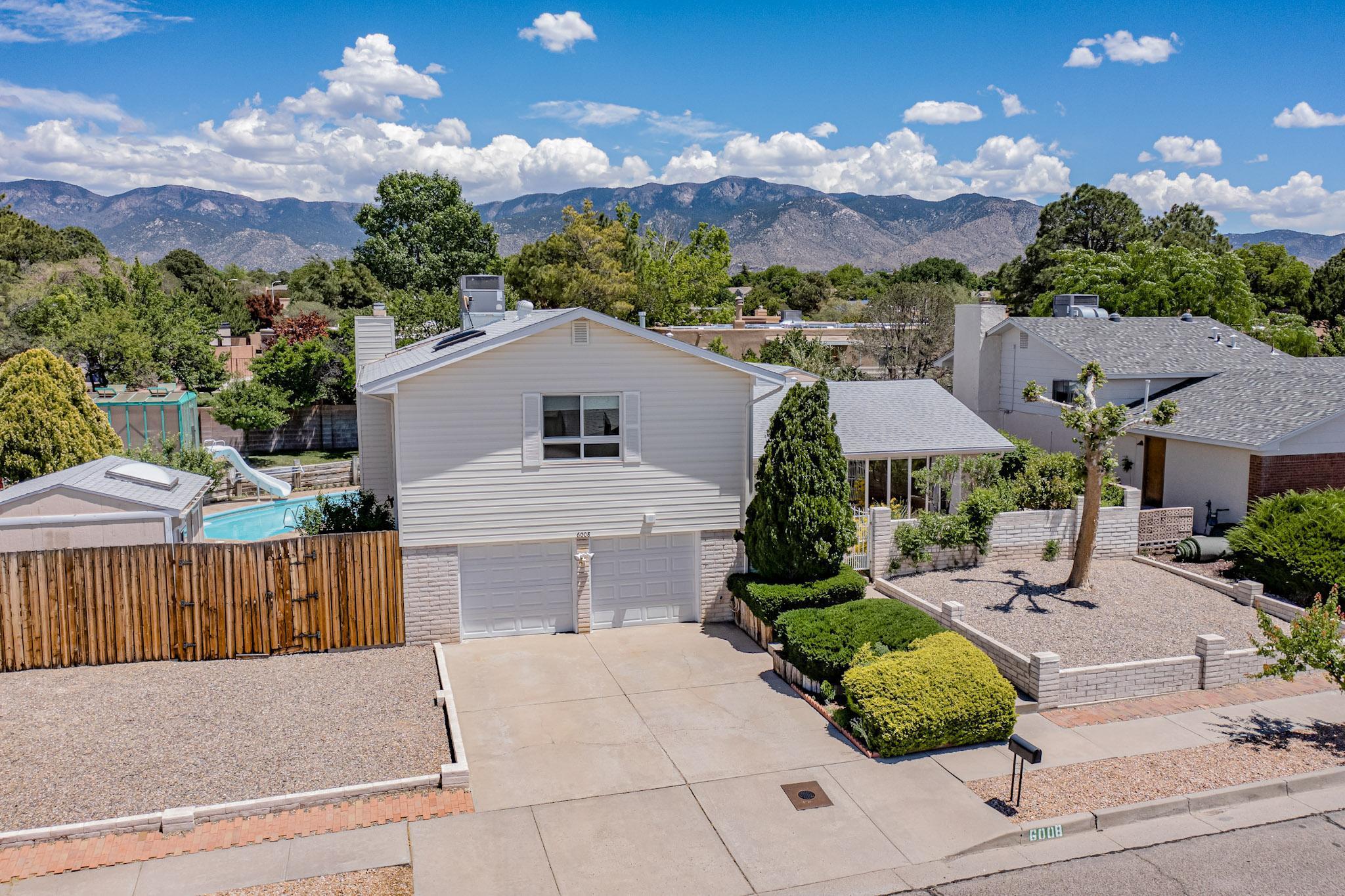 6008 Annapolis Road NE