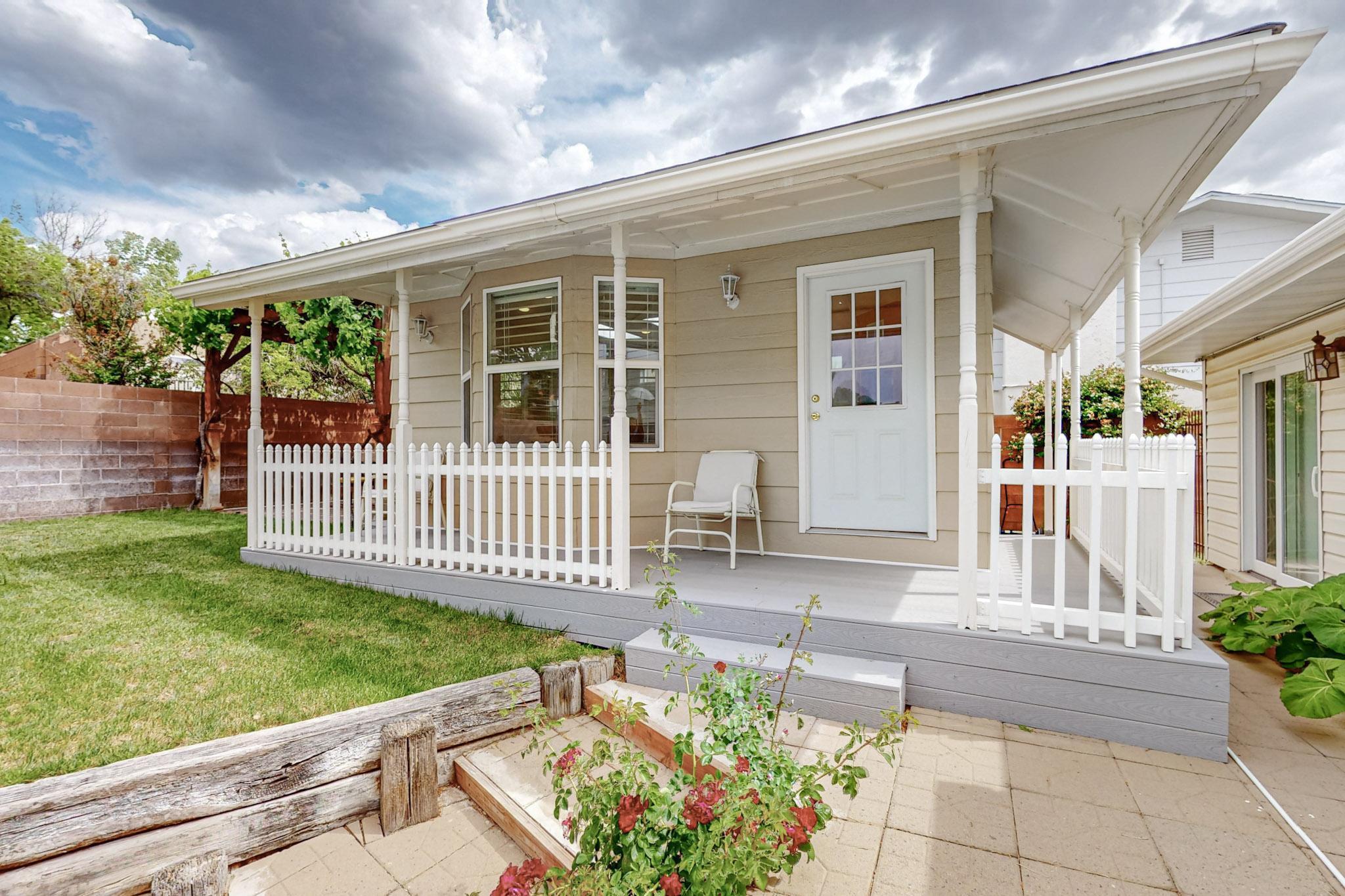 6008 Annapolis Road NE