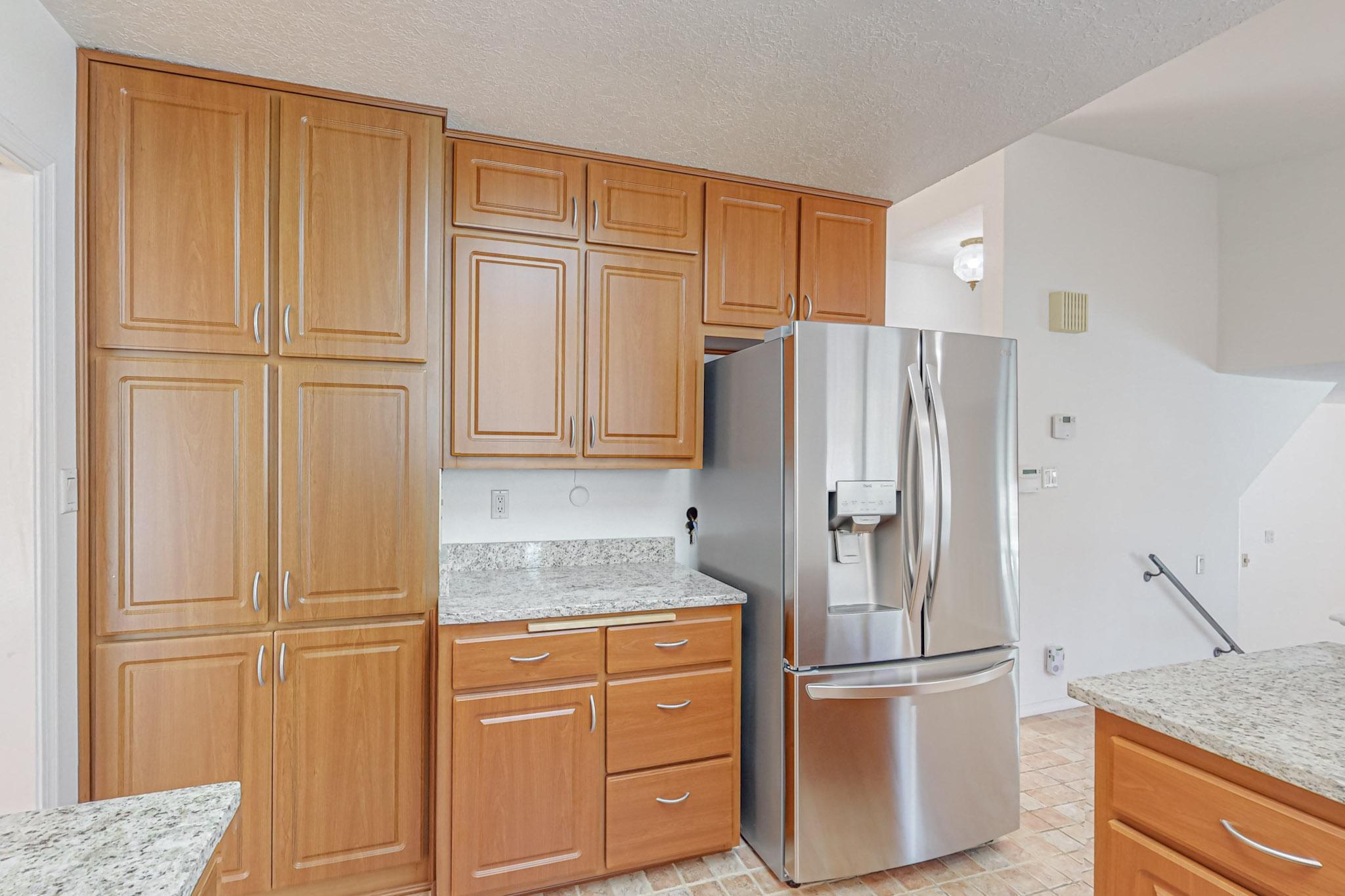 6008 Annapolis Road NE