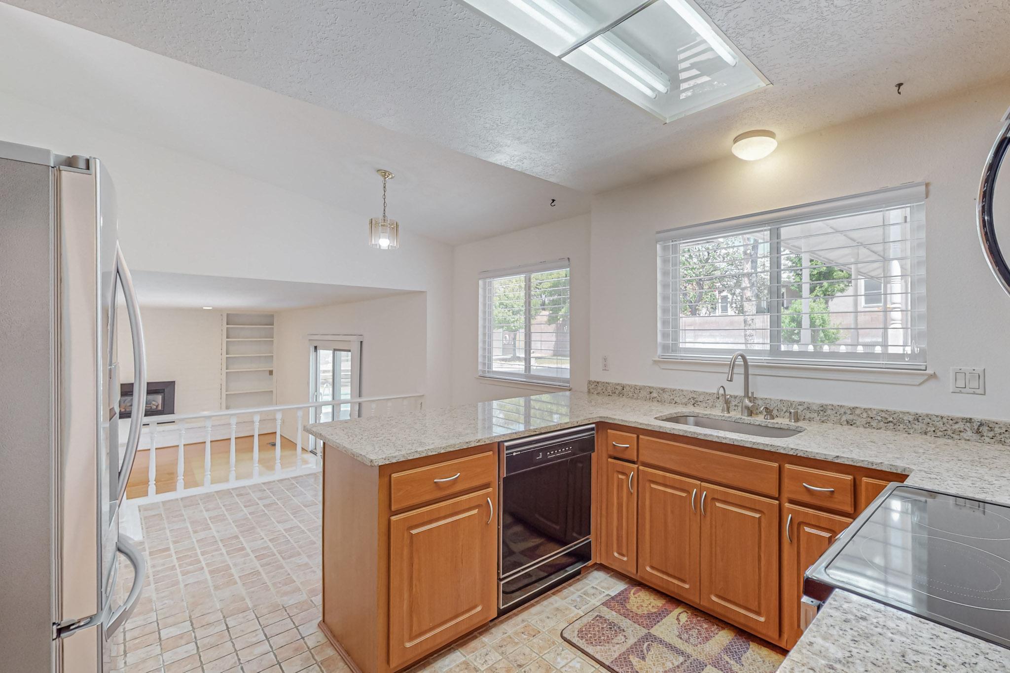 6008 Annapolis Road NE