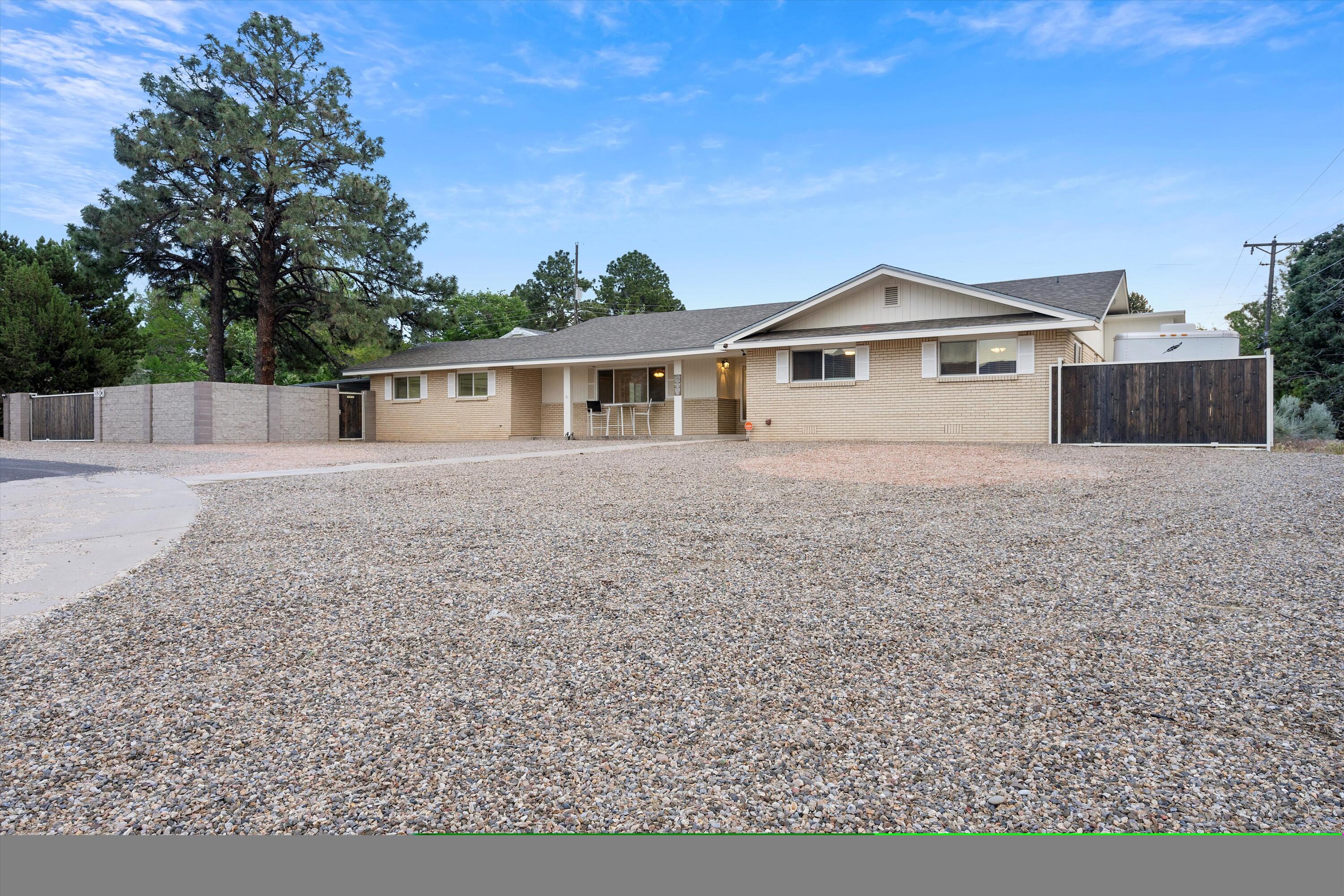 830 Stagecoach Road SE