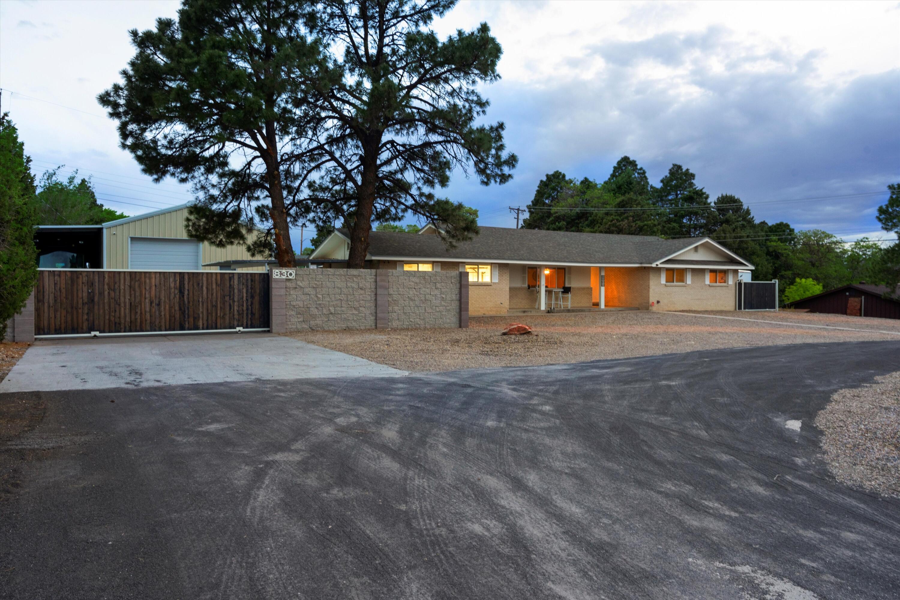 830 Stagecoach Road SE